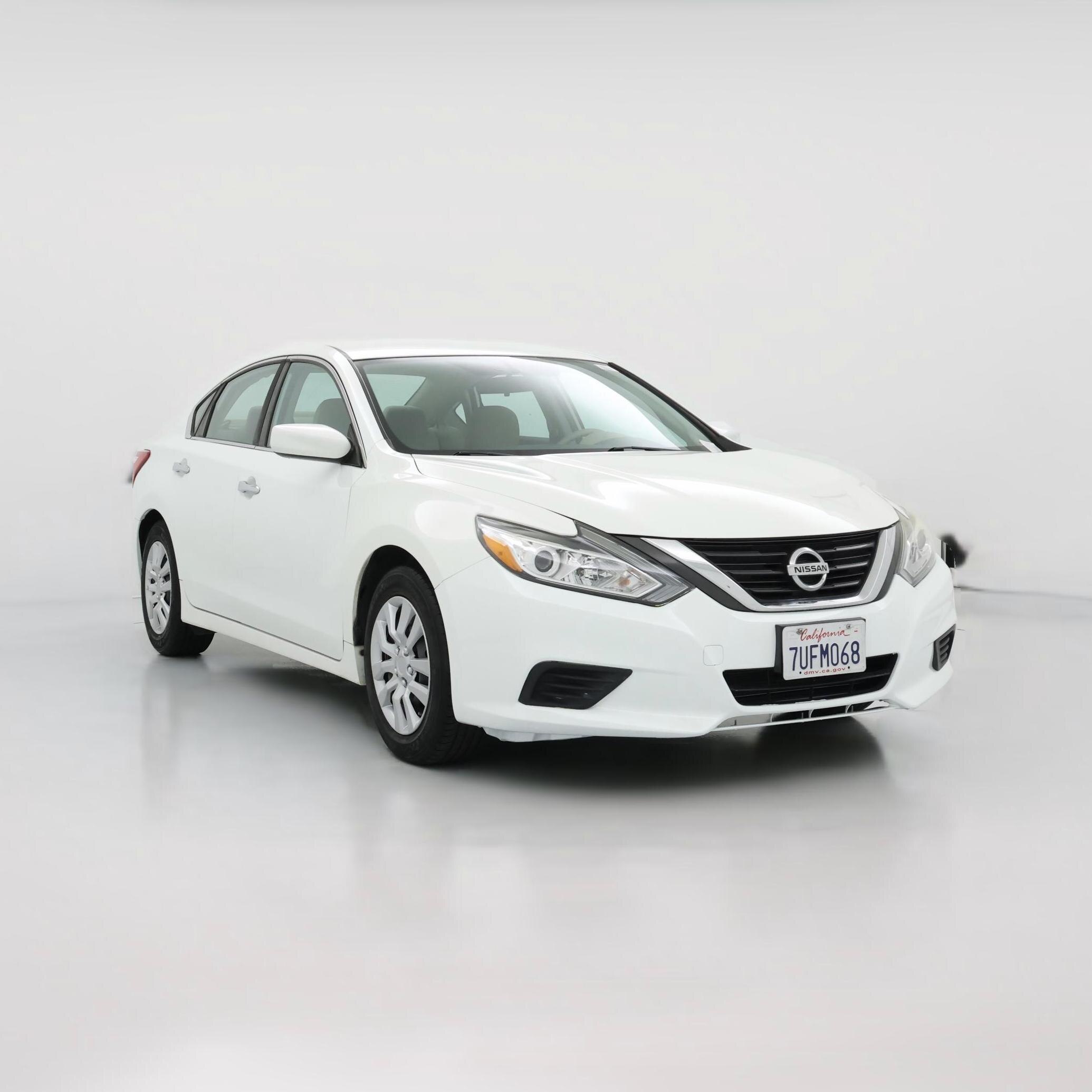 Thumbnail: 2016 Nissan Altima - 1