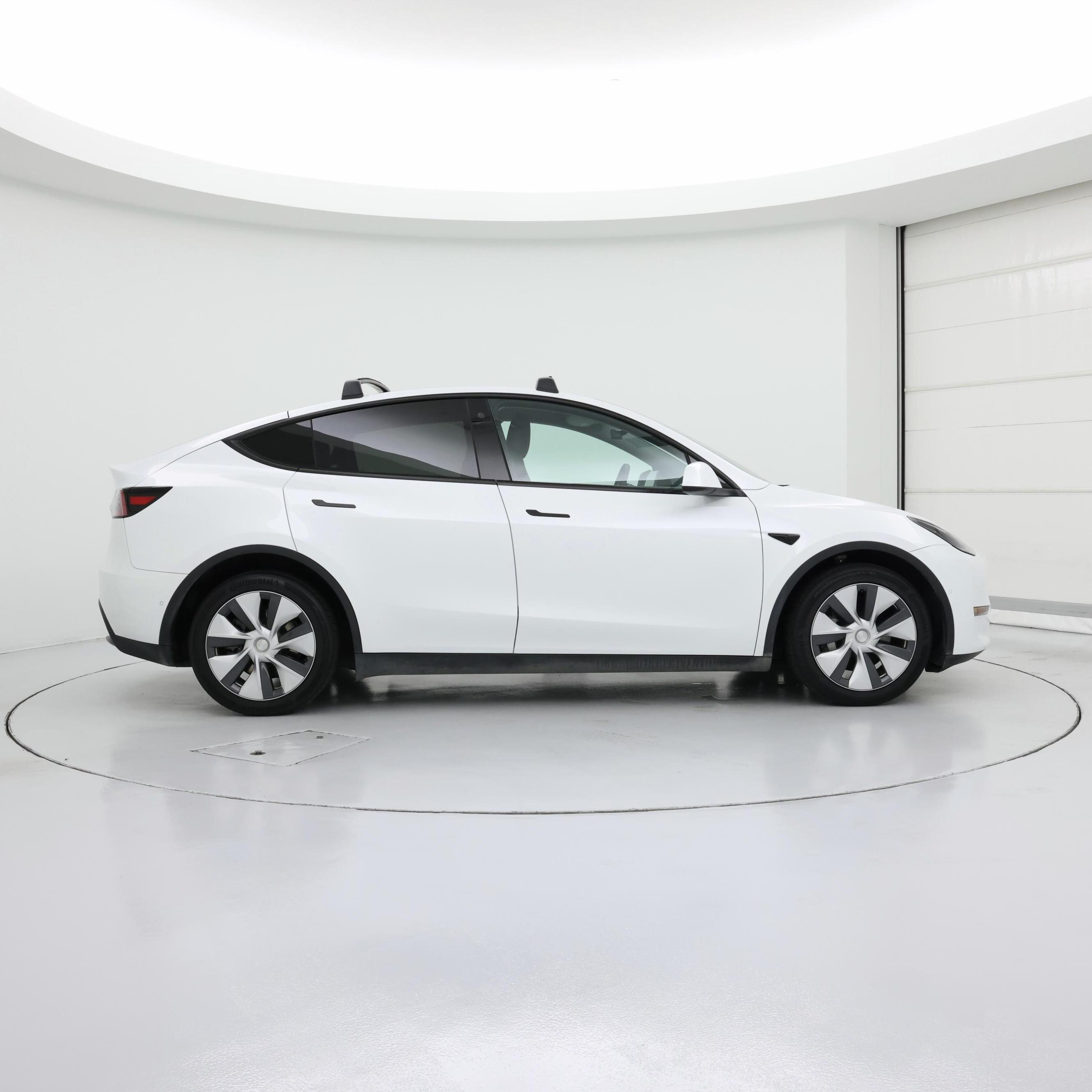 Thumbnail: 2022 Tesla Model Y - 7