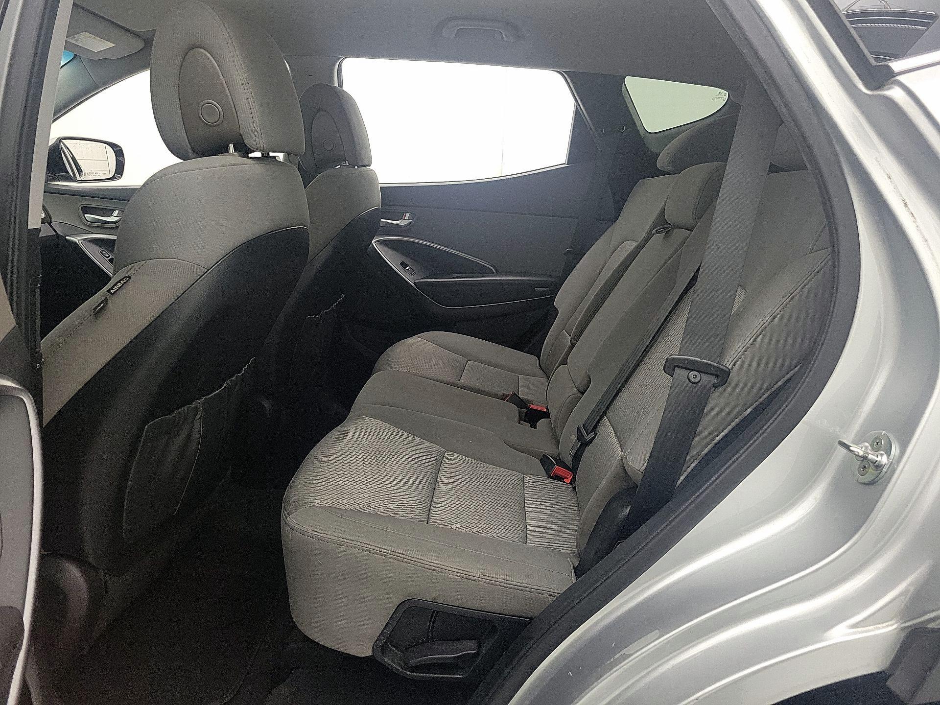 Thumbnail: 2017 Hyundai Santa Fe - 19