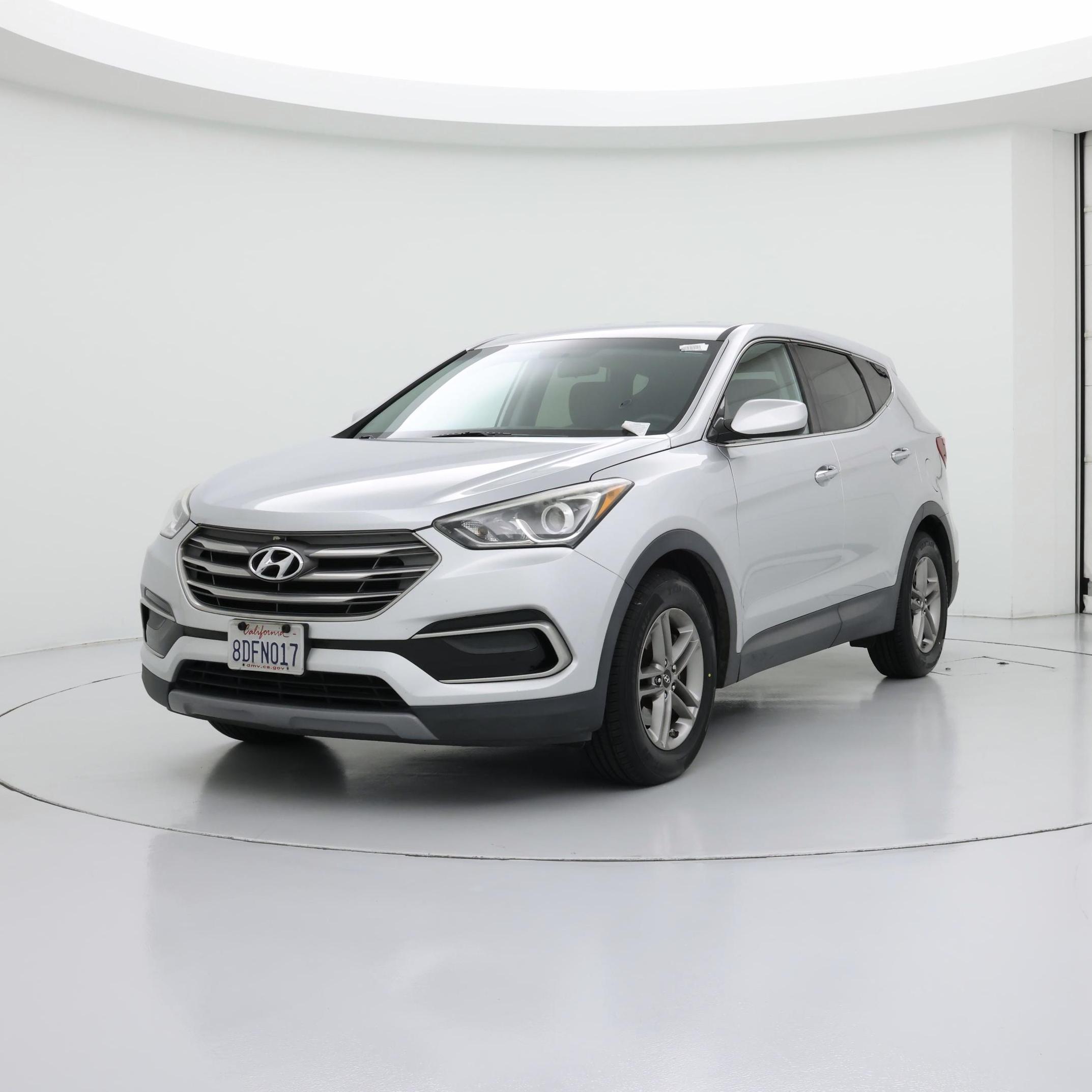 Thumbnail: 2017 Hyundai Santa Fe - 4