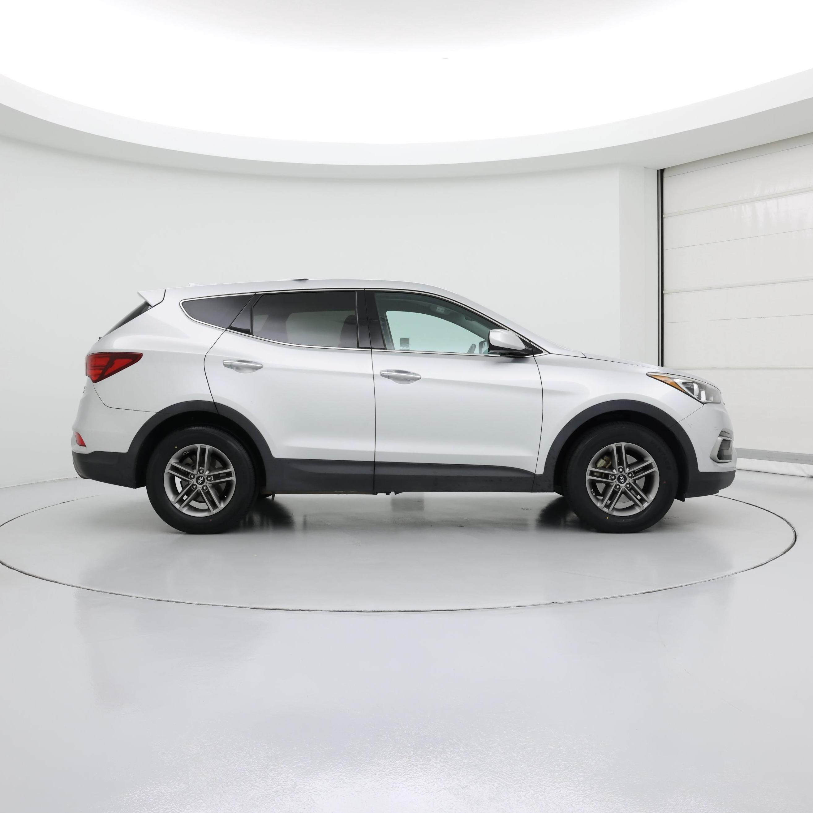 Thumbnail: 2017 Hyundai Santa Fe - 7