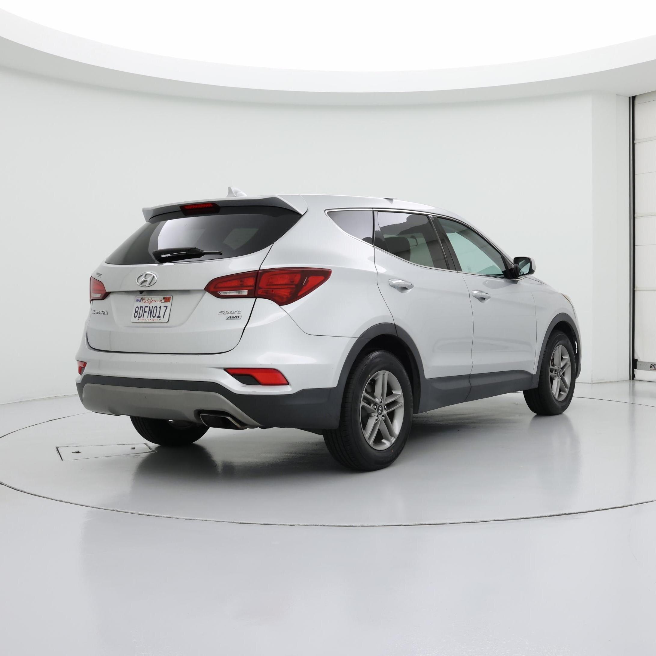 Thumbnail: 2017 Hyundai Santa Fe - 8