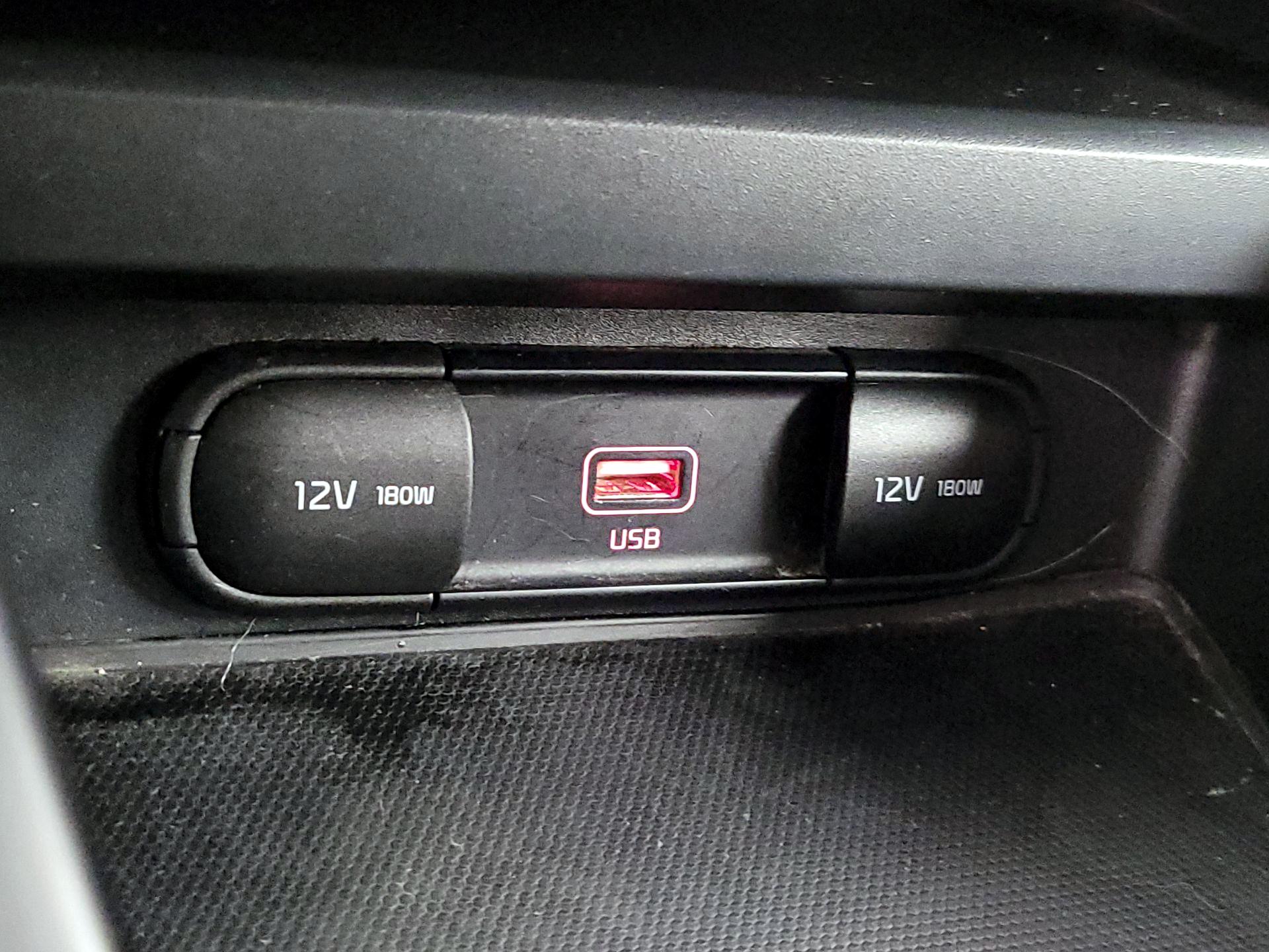 Thumbnail: 2022 Kia Soul - 18