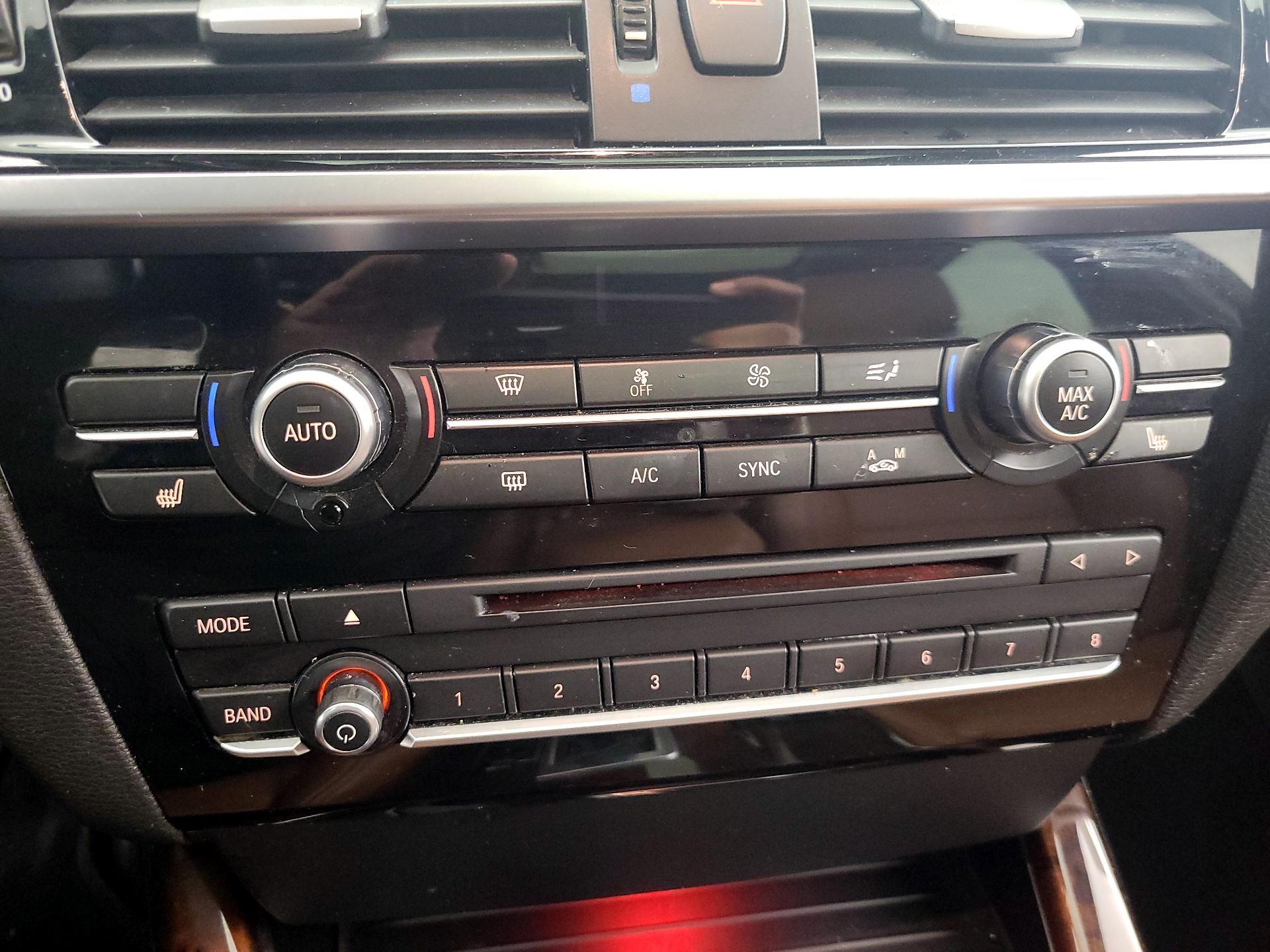 Thumbnail: 2016 BMW X3 - 16