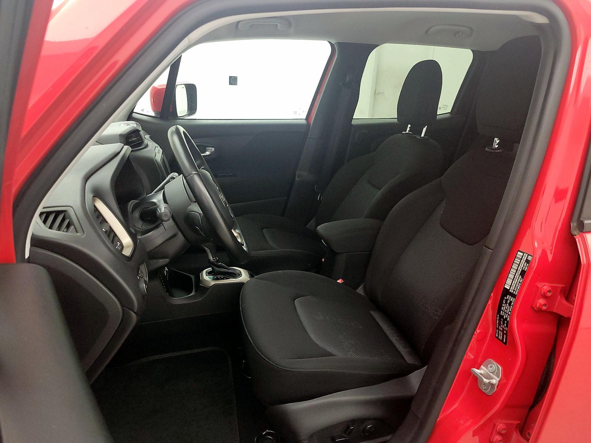 Thumbnail: 2015 Jeep Renegade - 11