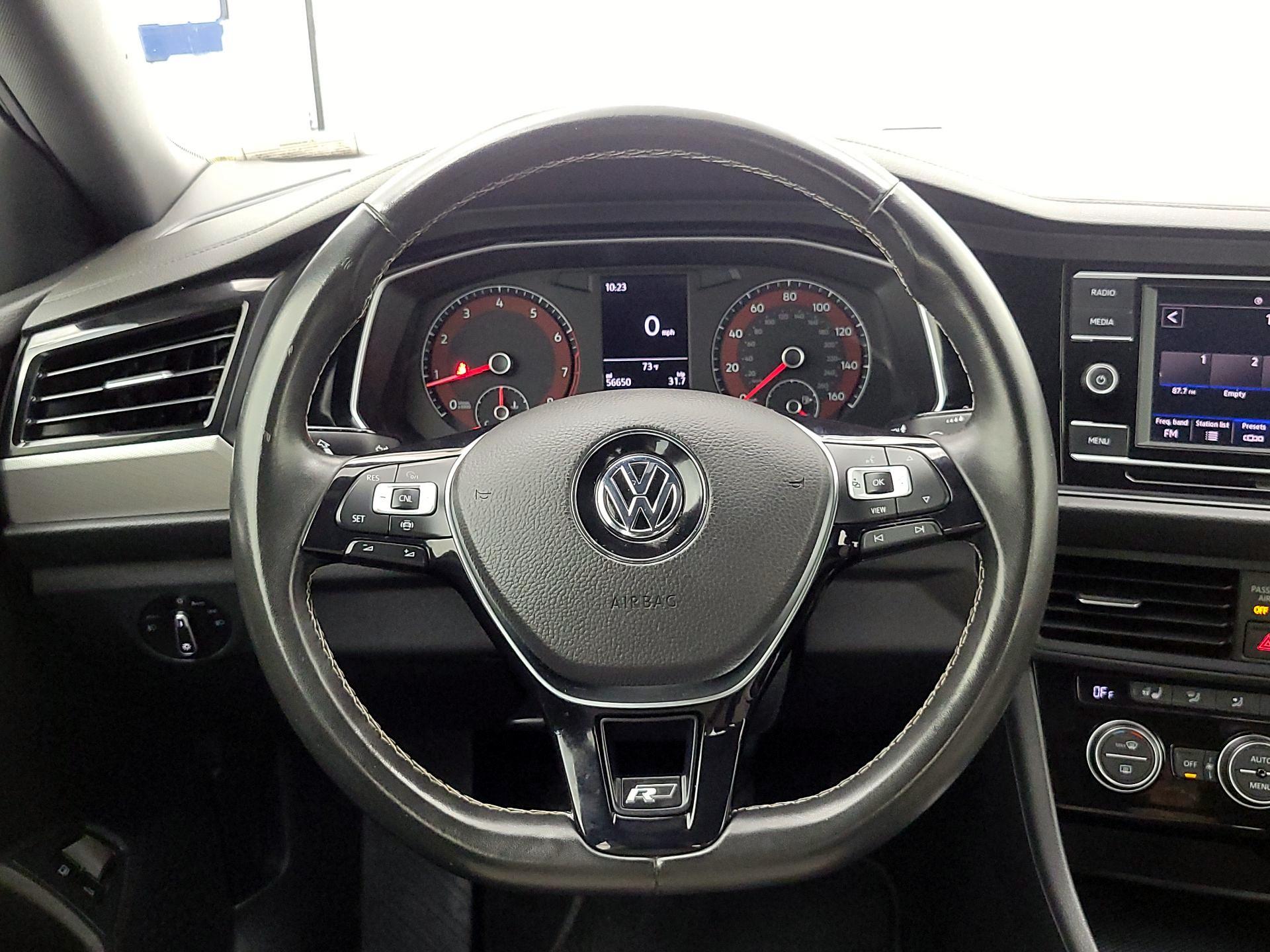 Thumbnail: 2021 Volkswagen Jetta - 10