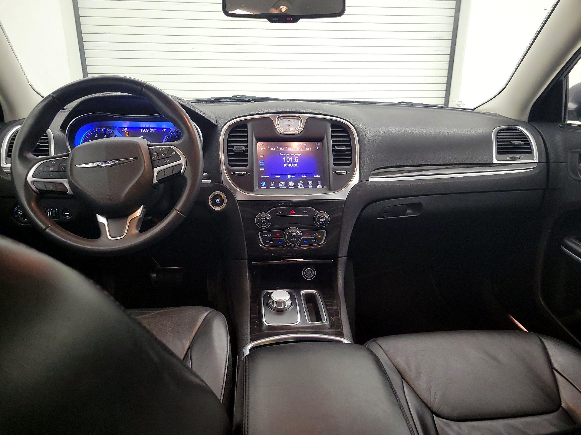 Thumbnail: 2015 Chrysler 300 - 9