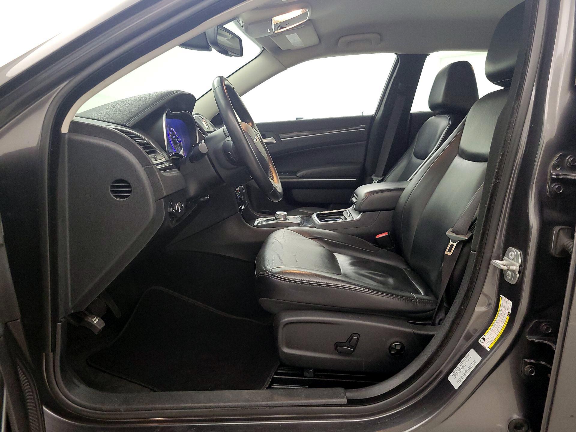 Thumbnail: 2015 Chrysler 300 - 11