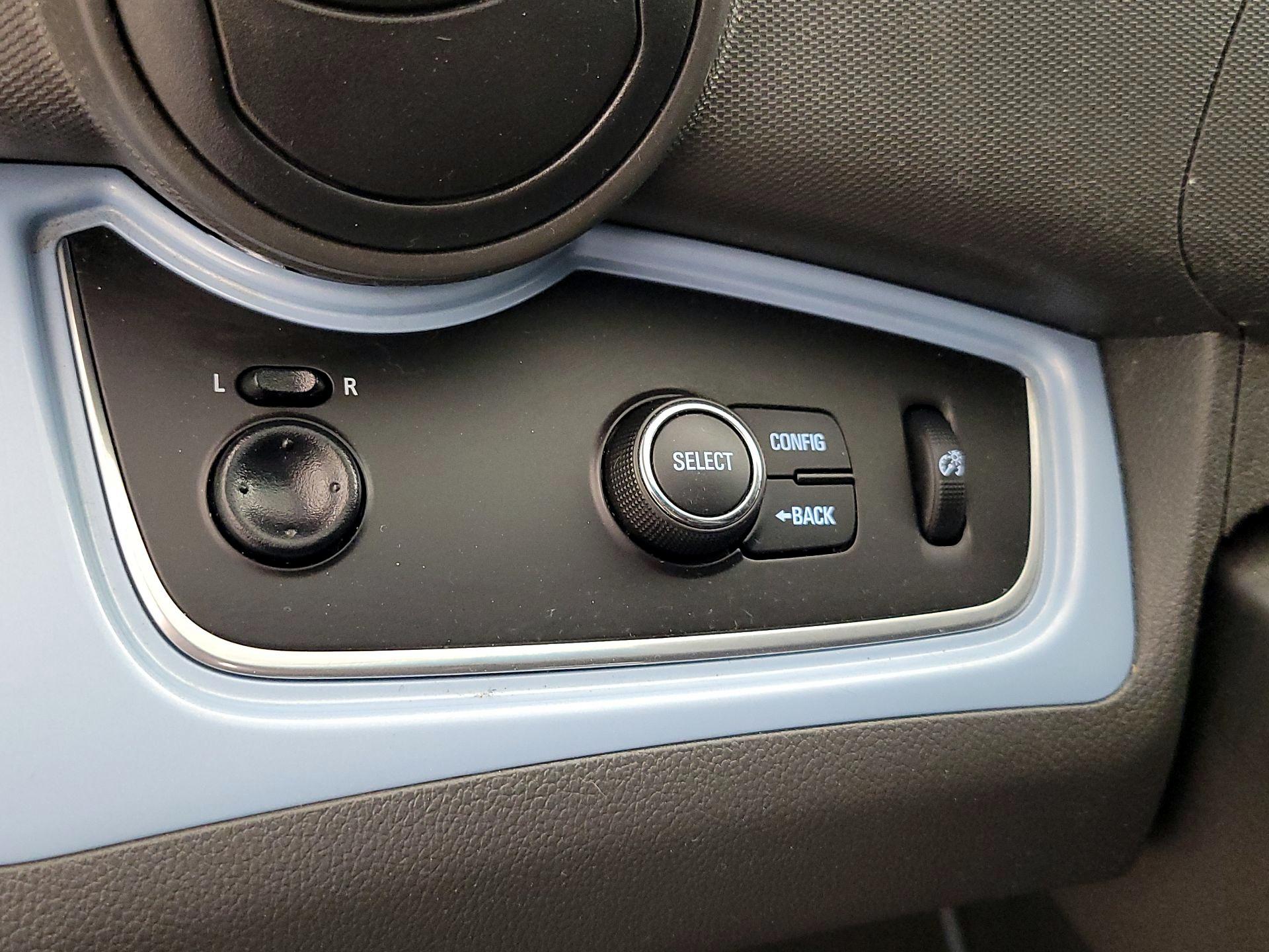 Thumbnail: 2014 Chevrolet Spark - 13