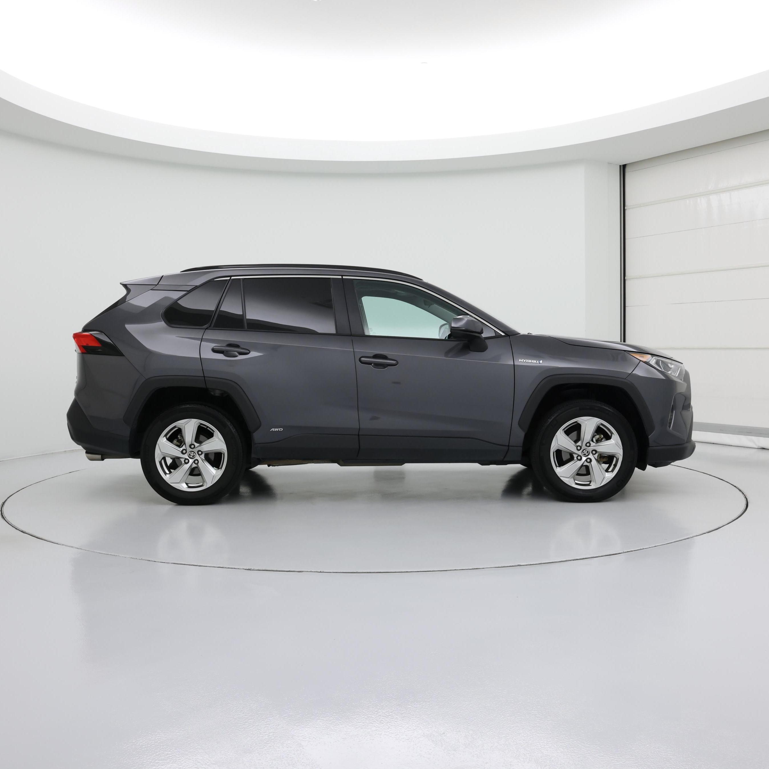 Thumbnail: 2021 Toyota RAV4 - 7