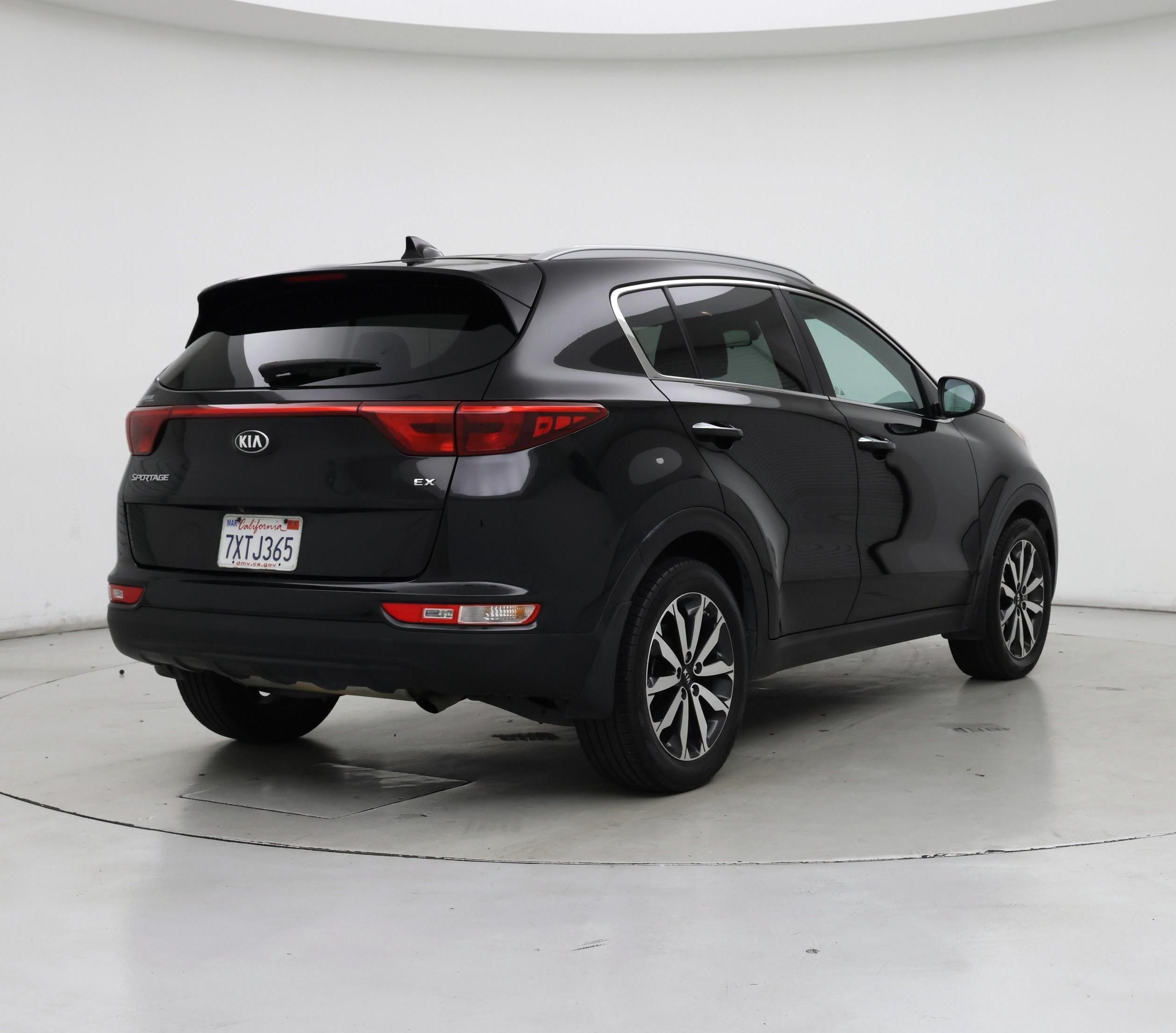 Thumbnail: 2017 Kia Sportage - 8