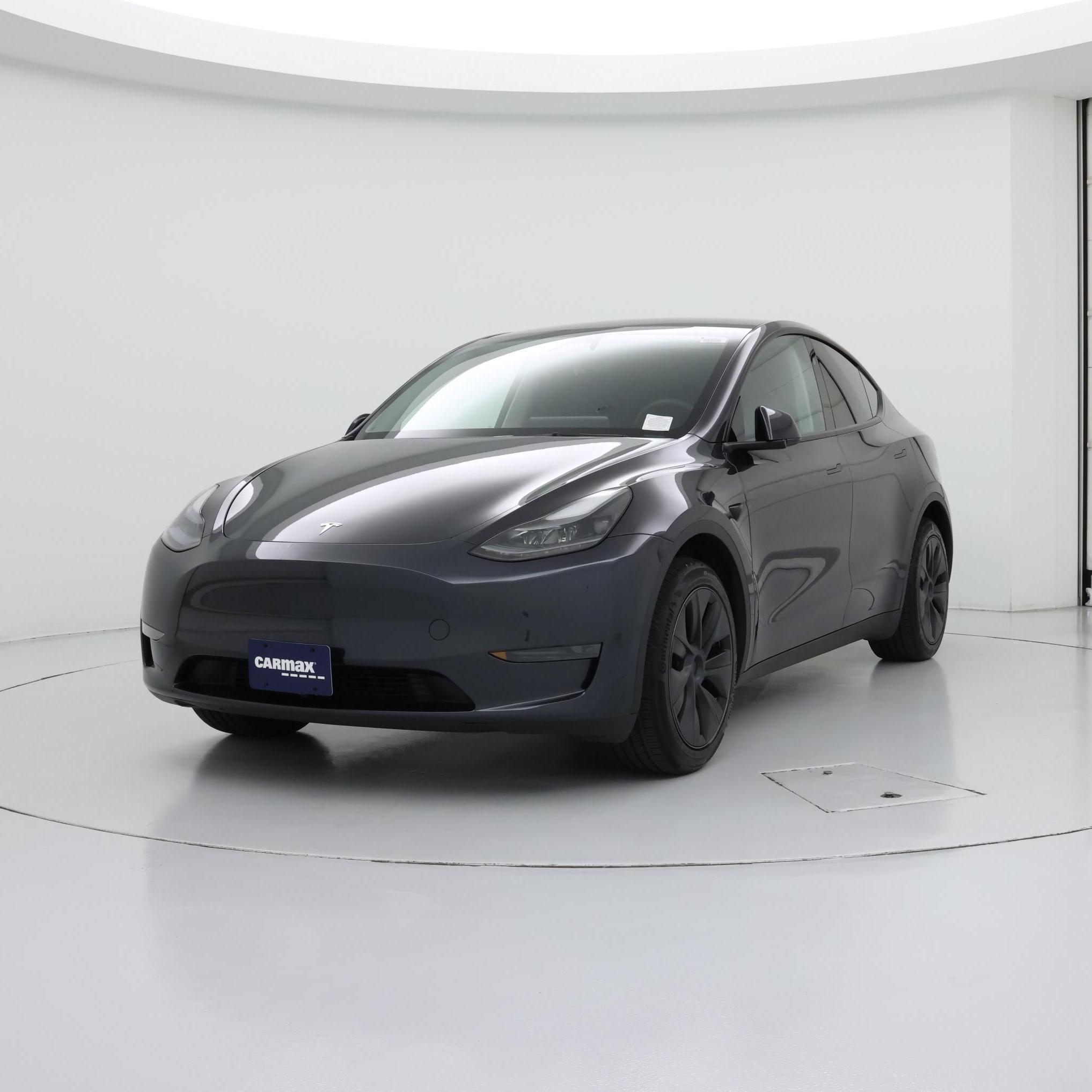 Thumbnail: 2024 Tesla Model Y - 4