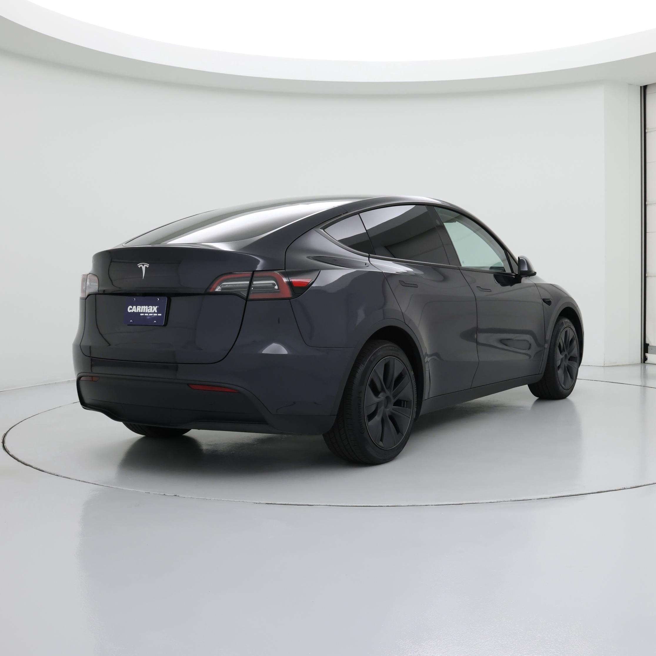 Thumbnail: 2024 Tesla Model Y - 8