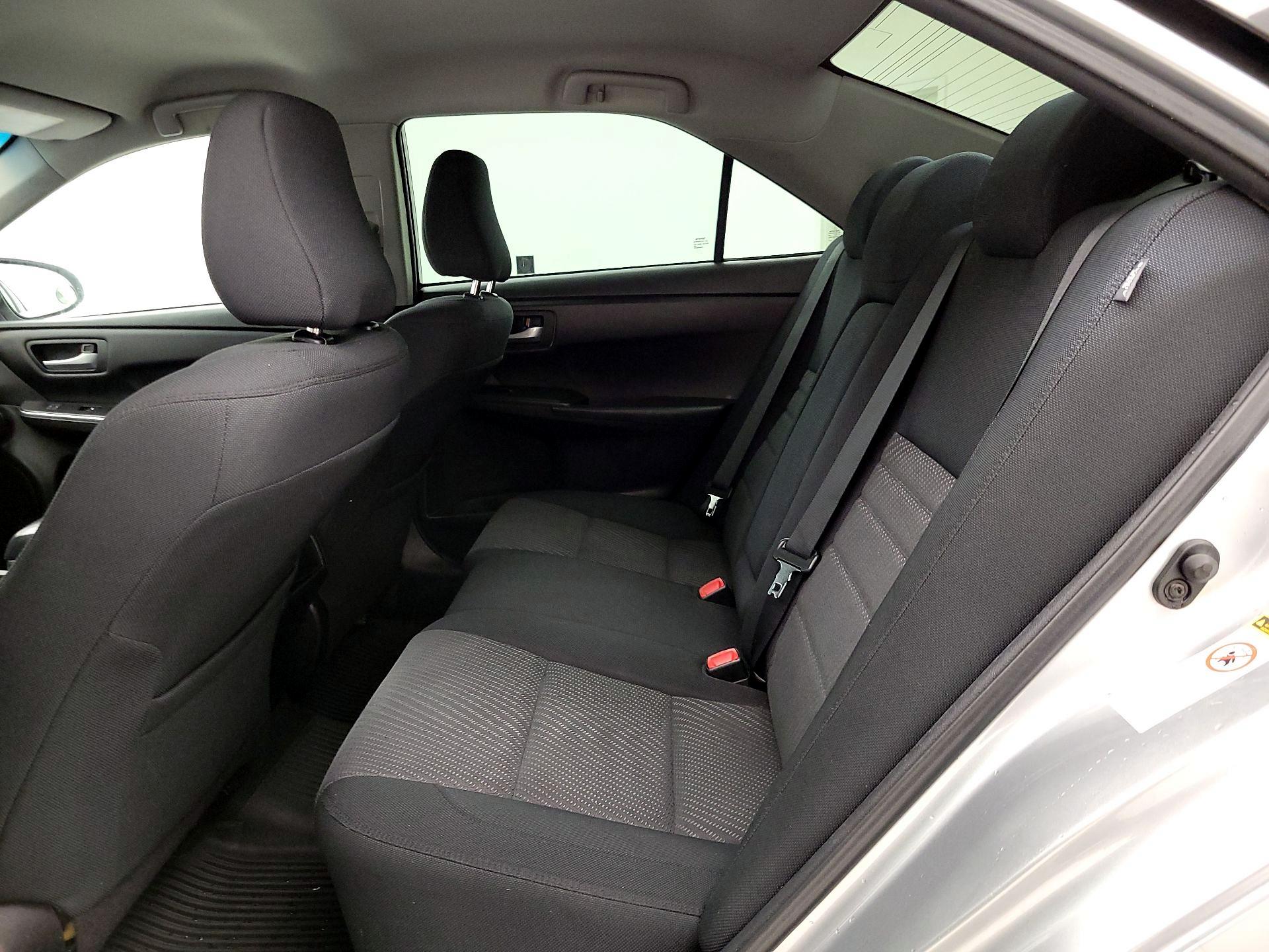 Thumbnail: 2016 Toyota Camry - 19