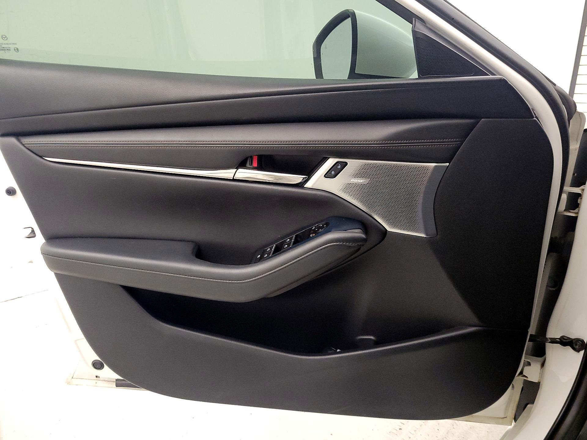 Thumbnail: 2019 Mazda Mazda3 - 12
