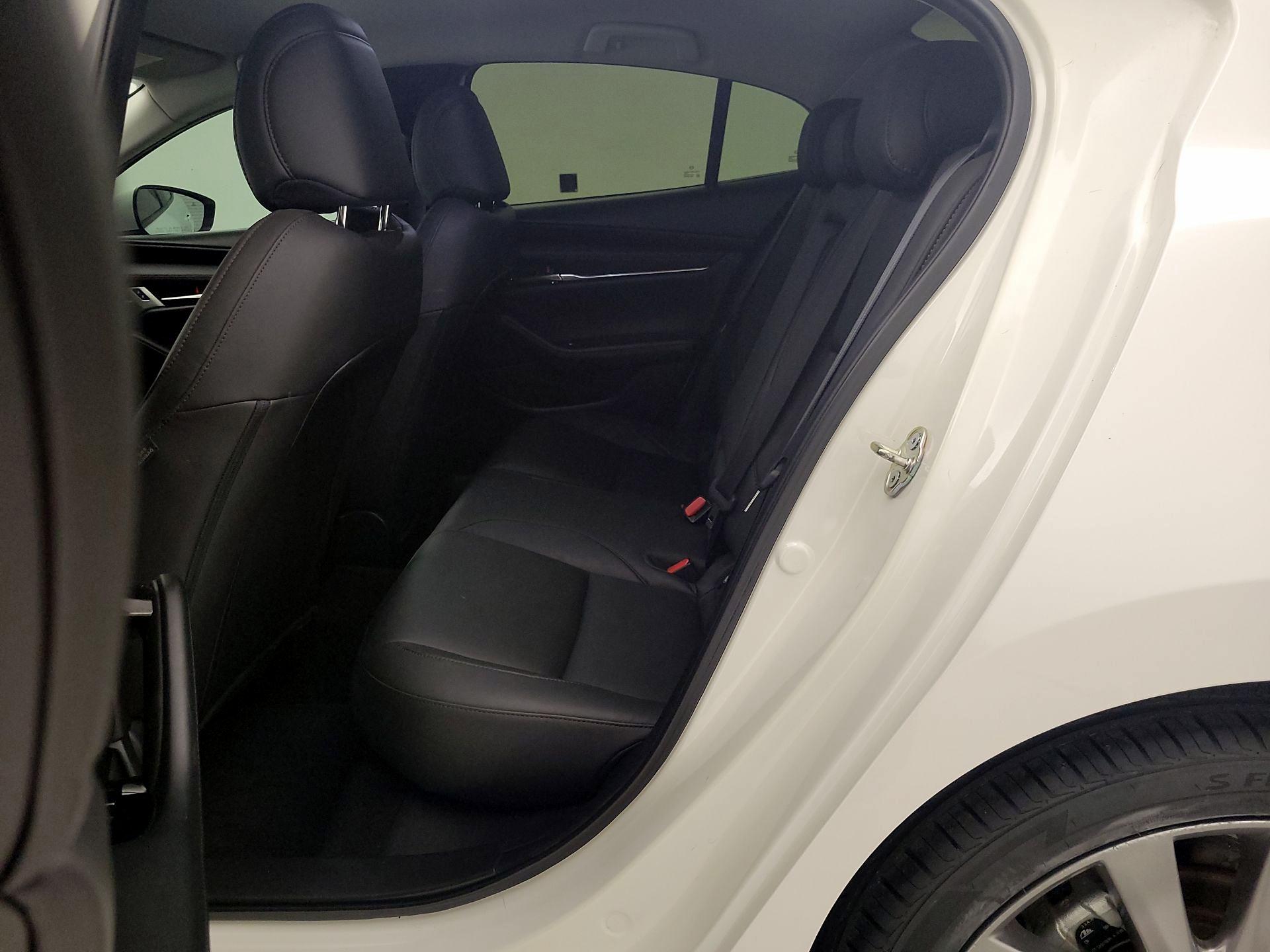 Thumbnail: 2019 Mazda Mazda3 - 17
