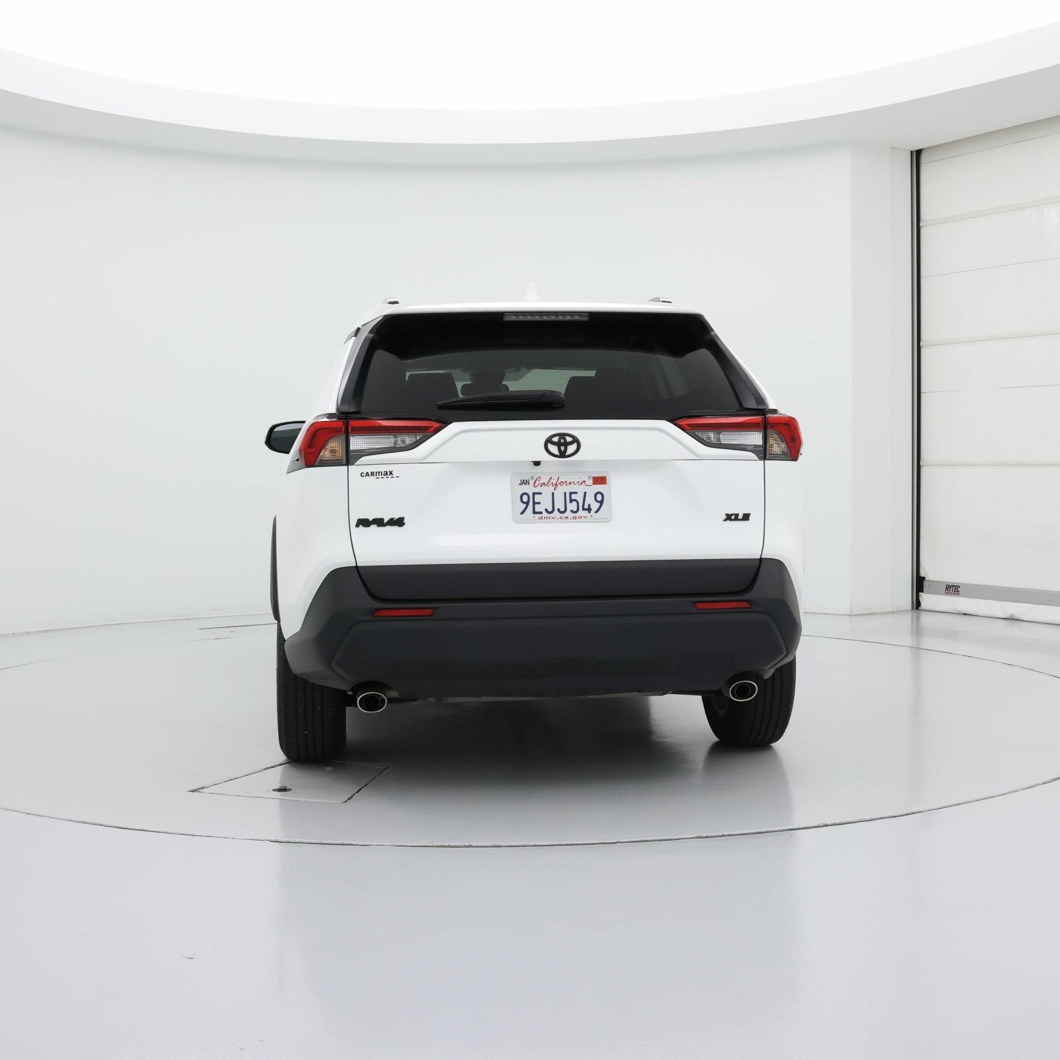 Thumbnail: 2022 Toyota RAV4 - 6