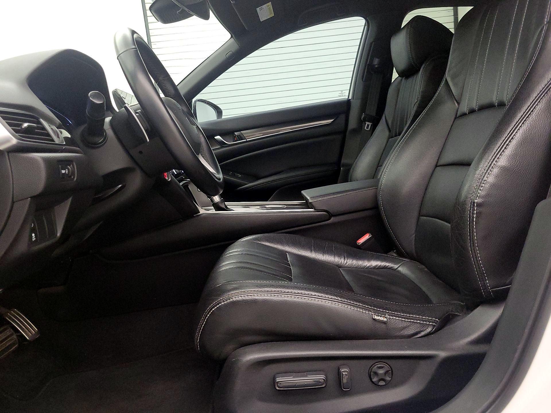 Thumbnail: 2019 Honda Accord - 11