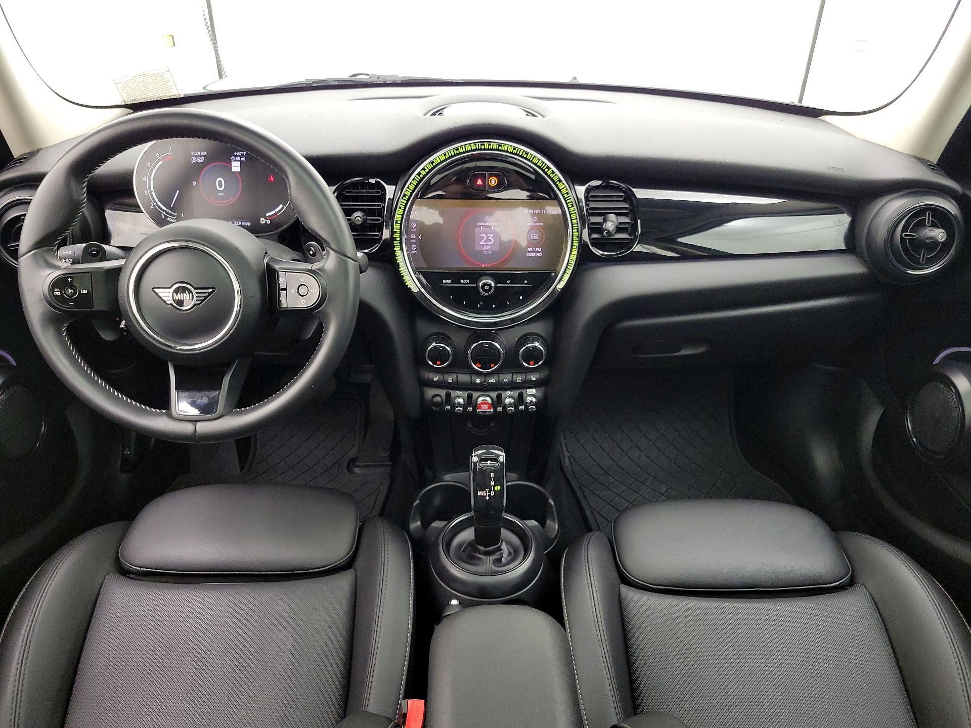 Thumbnail: 2023 MINI Cooper Hardtop - 9