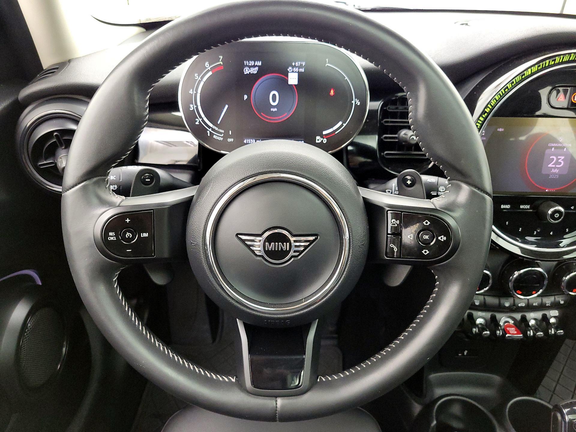 Thumbnail: 2023 MINI Cooper Hardtop - 10