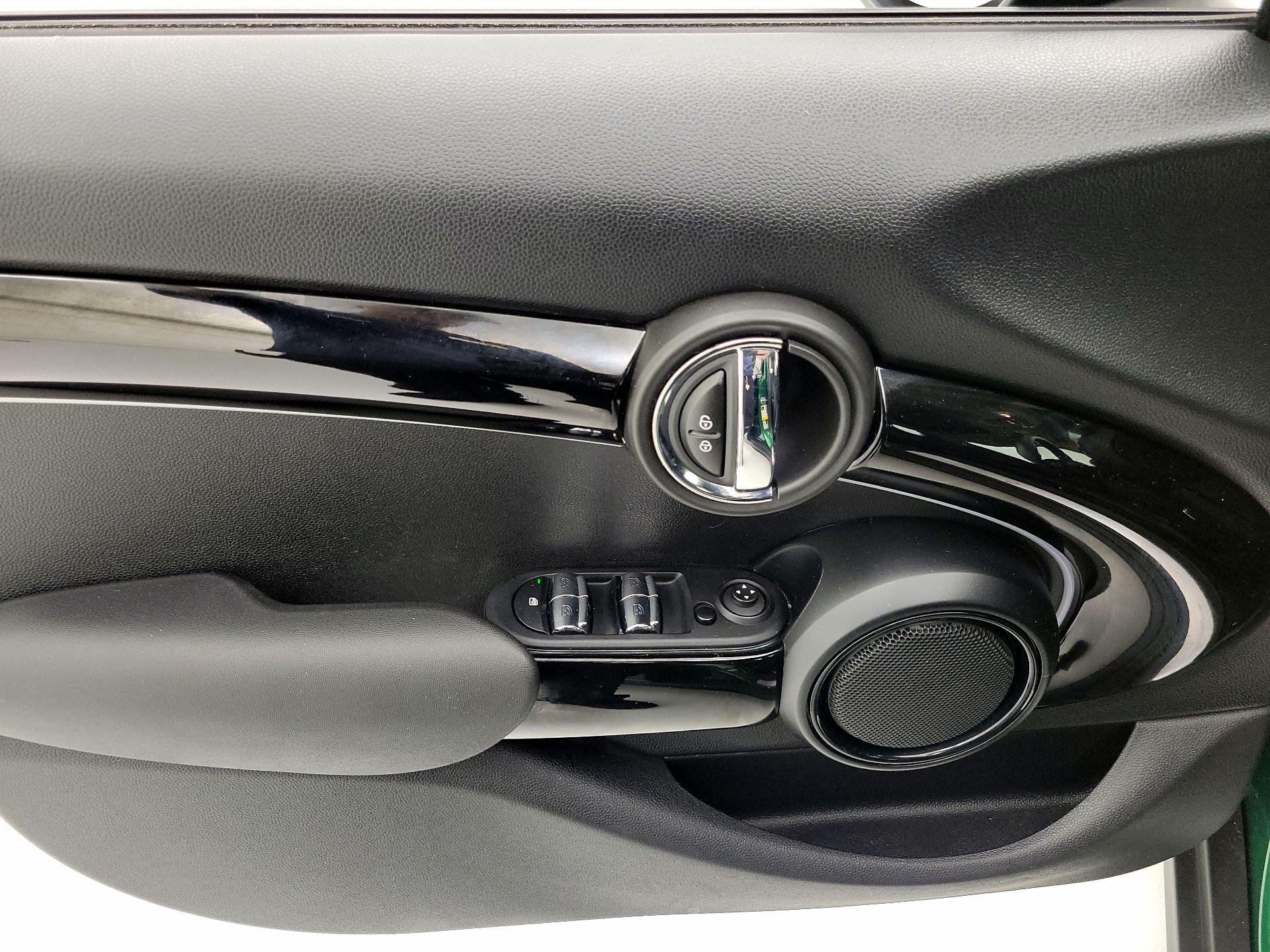 Thumbnail: 2023 MINI Cooper Hardtop - 12