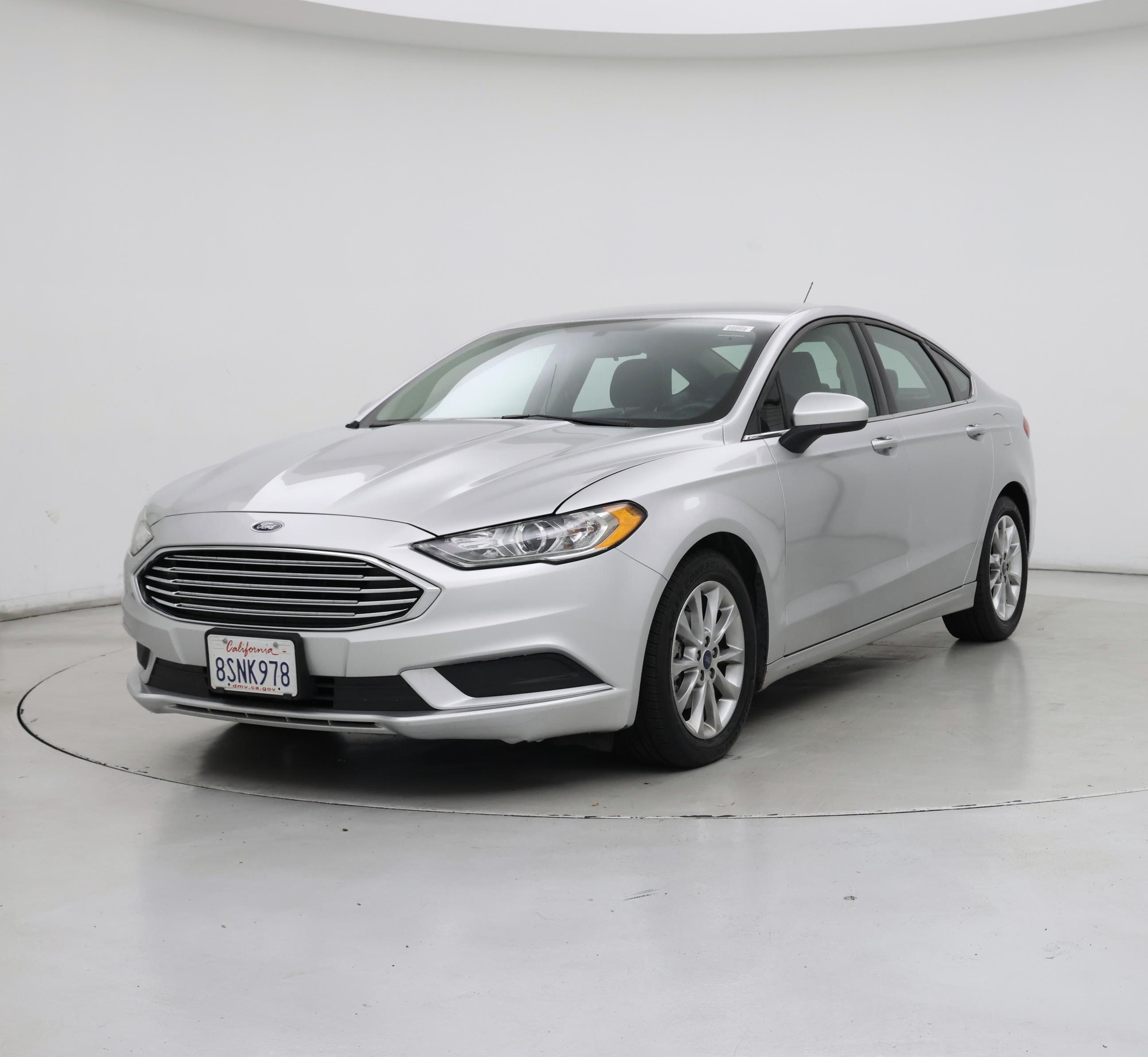 Thumbnail: 2017 Ford Fusion - 4
