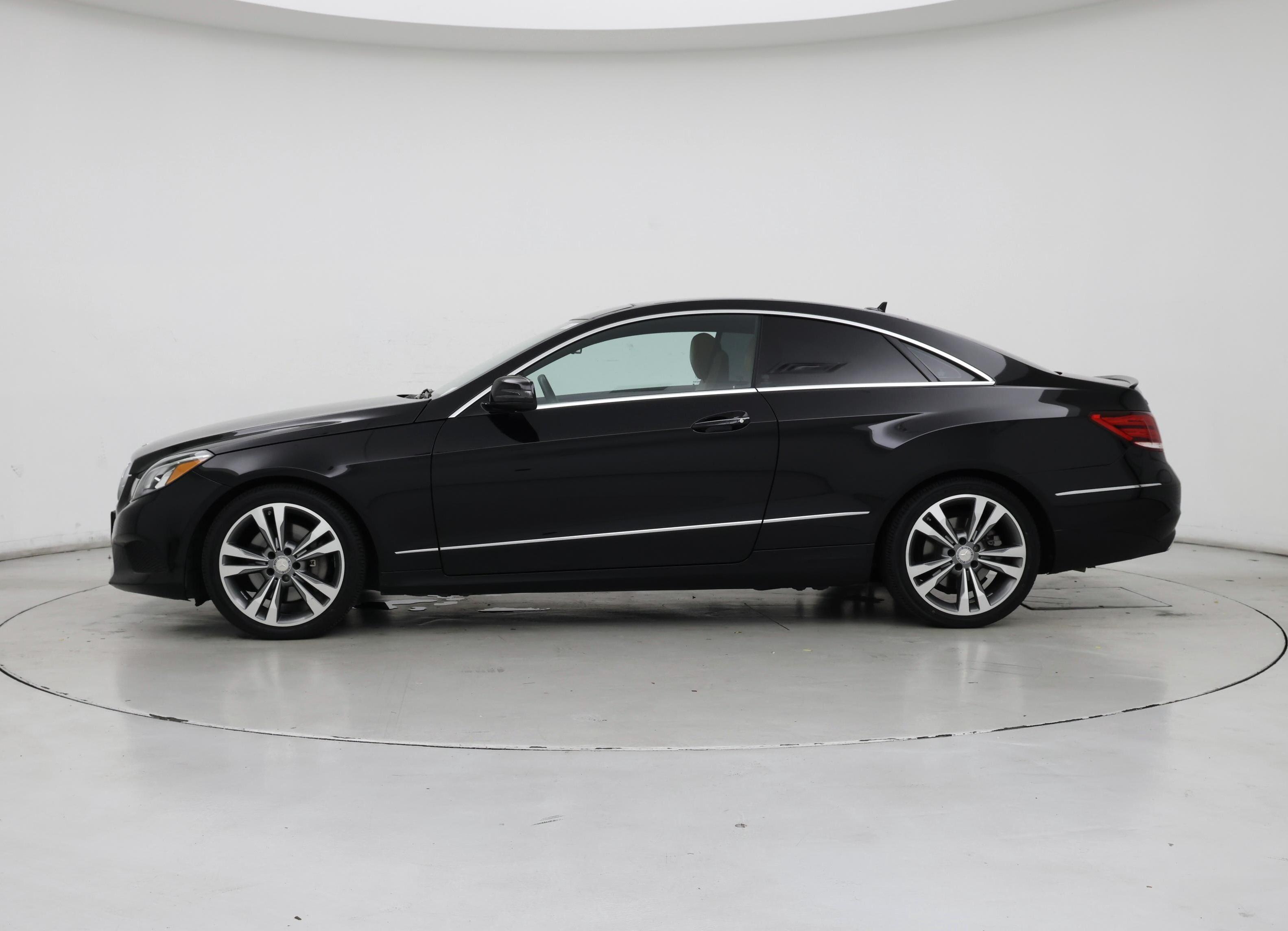 Thumbnail: 2016 Mercedes-Benz E-Class - 3