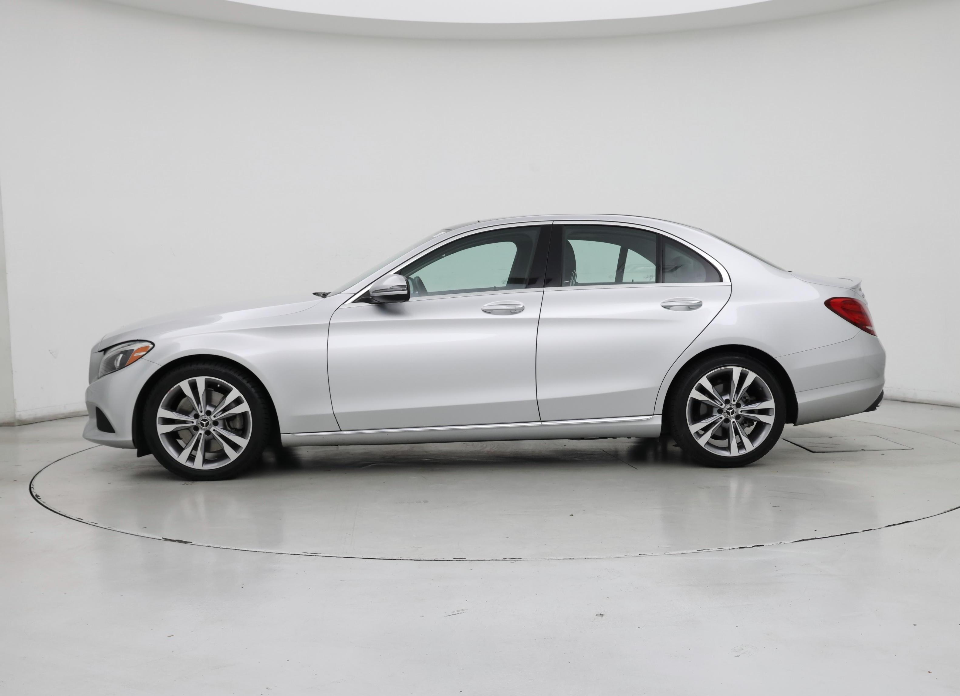 Thumbnail: 2017 Mercedes-Benz C-Class - 3