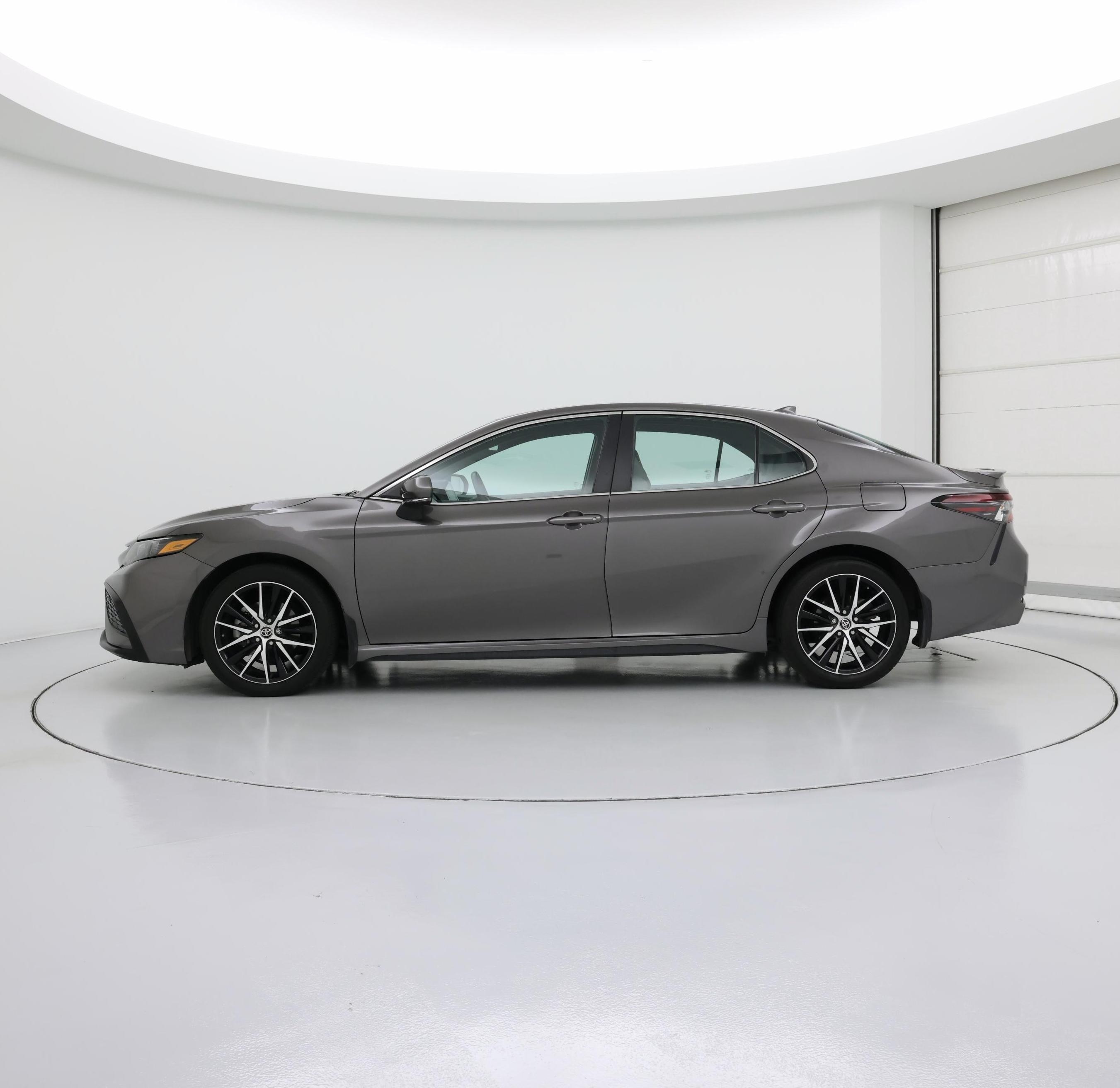 Thumbnail: 2023 Toyota Camry - 3