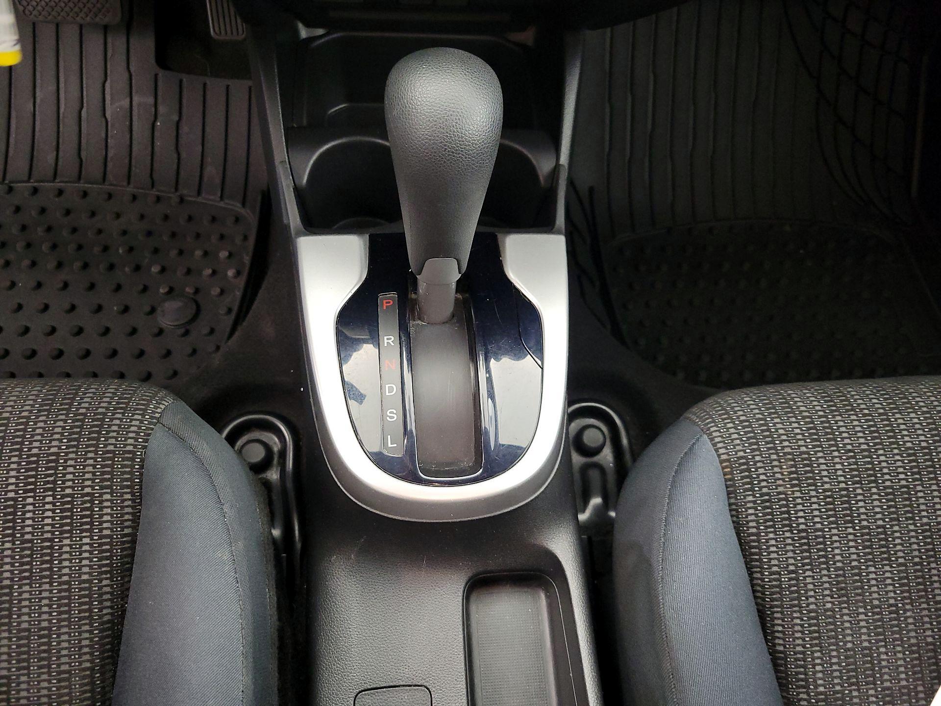 Thumbnail: 2016 Honda Fit - 17