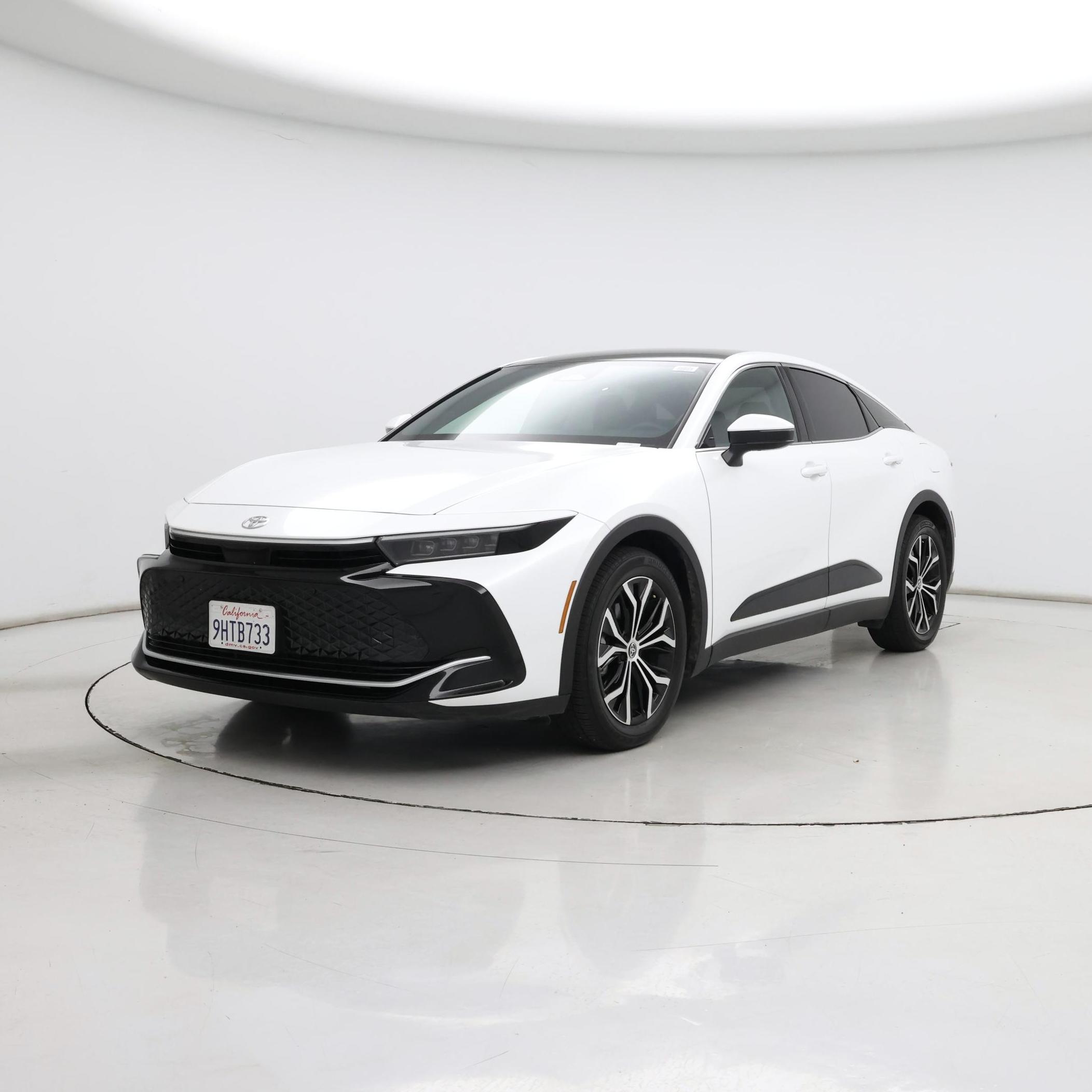 Thumbnail: 2023 Toyota Crown - 4