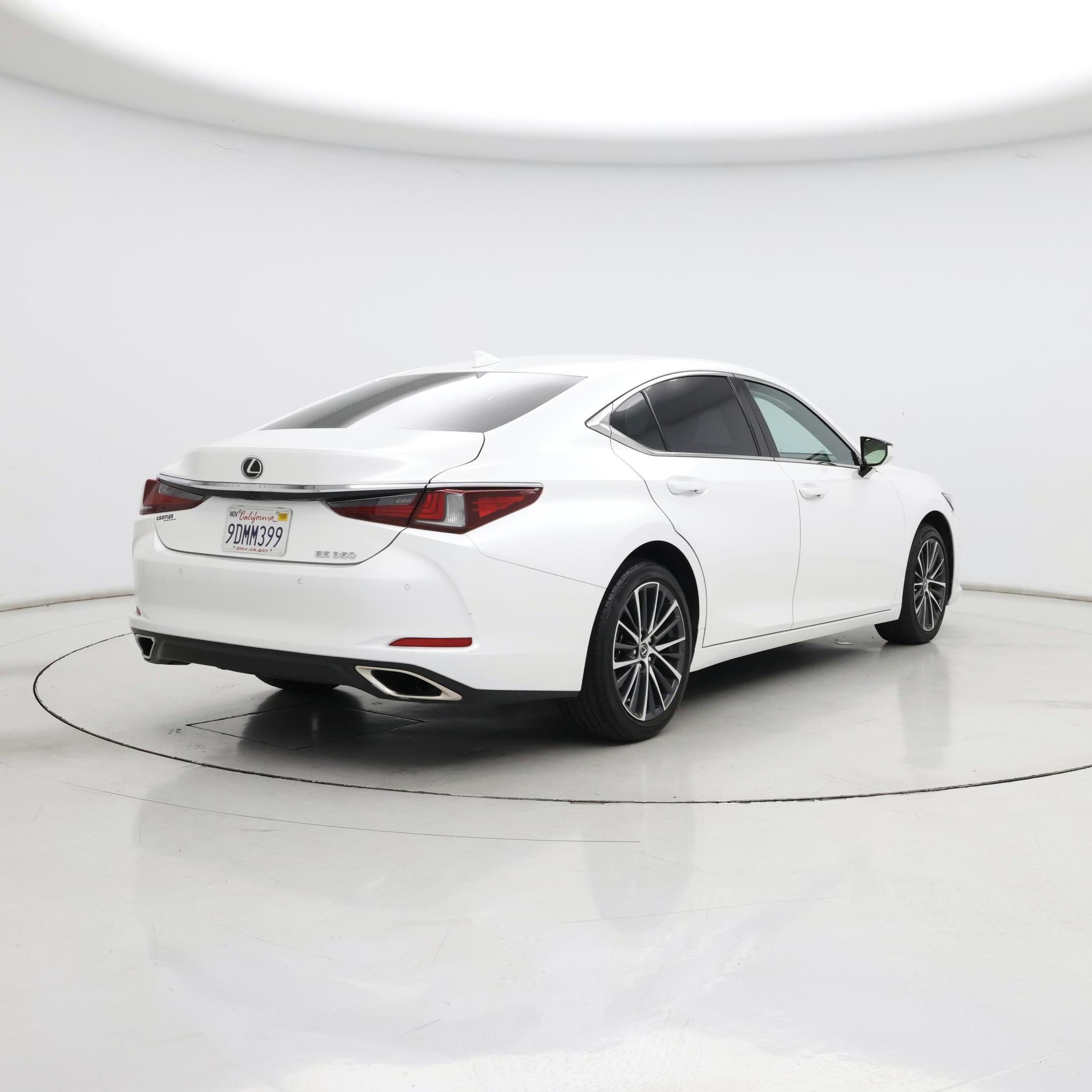 Thumbnail: 2022 Lexus ES - 8