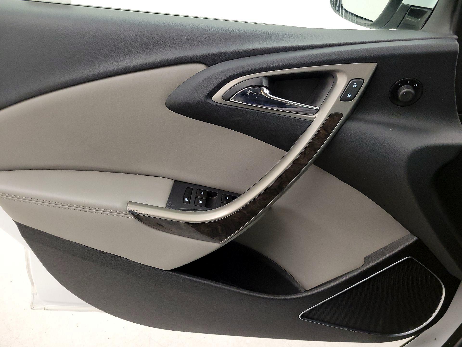 Thumbnail: 2015 Buick Verano - 12