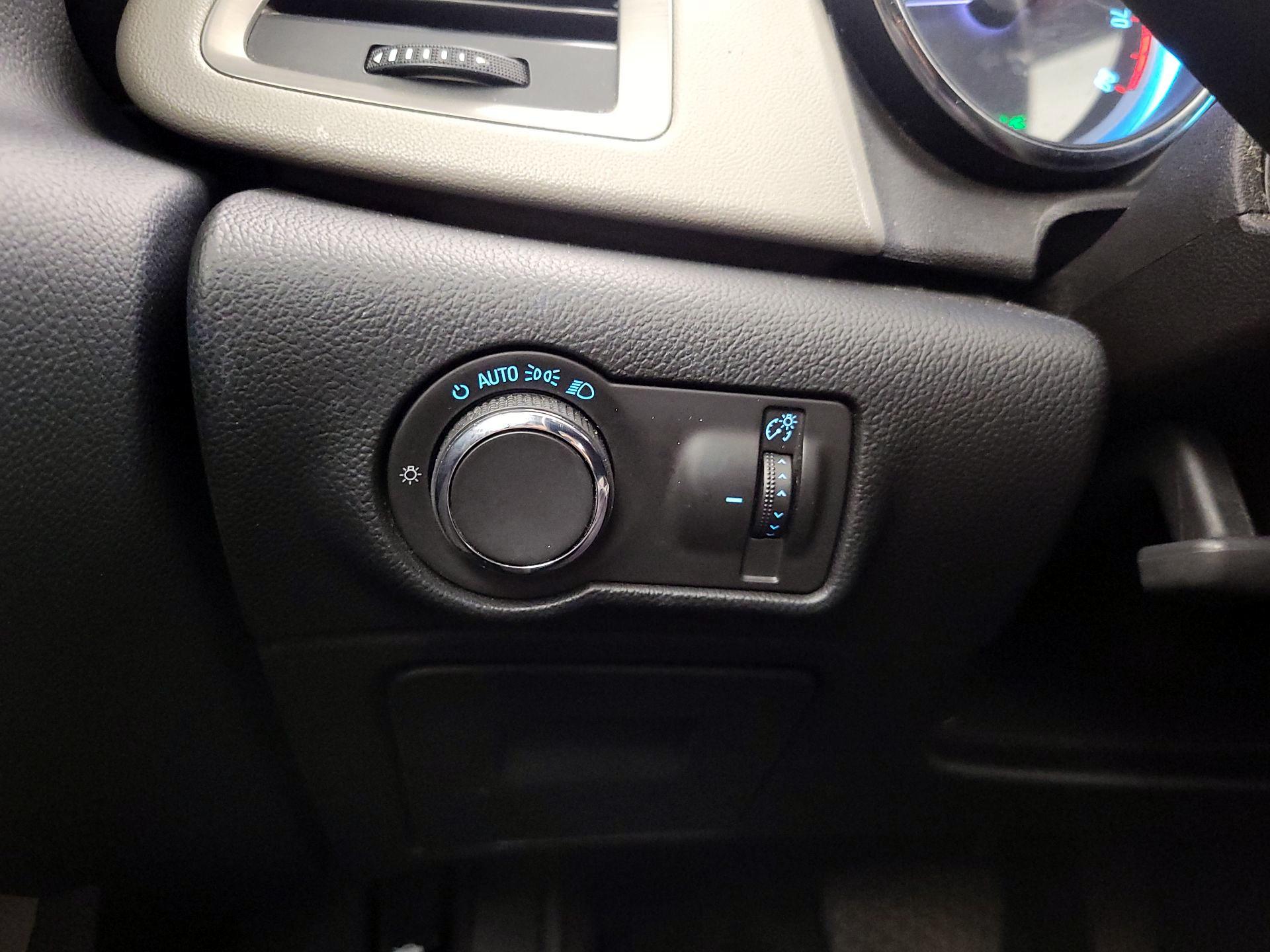 Thumbnail: 2015 Buick Verano - 13