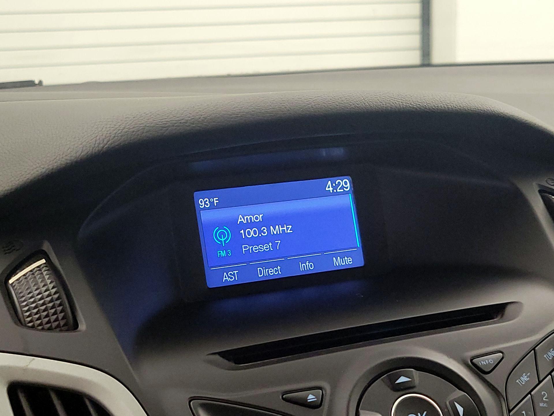 Thumbnail: 2014 Ford Focus - 14