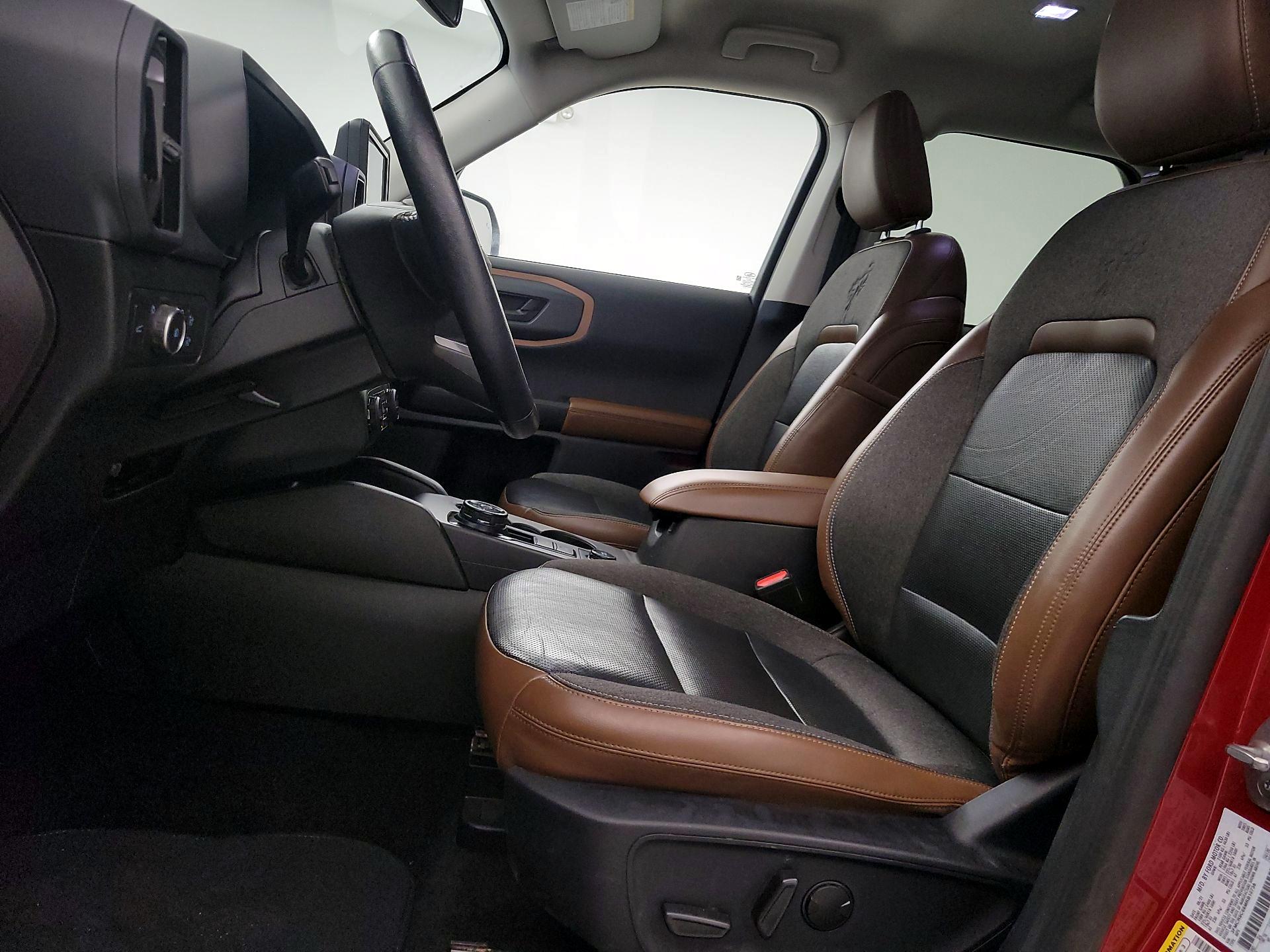 Thumbnail: 2021 Ford Bronco Sport - 11