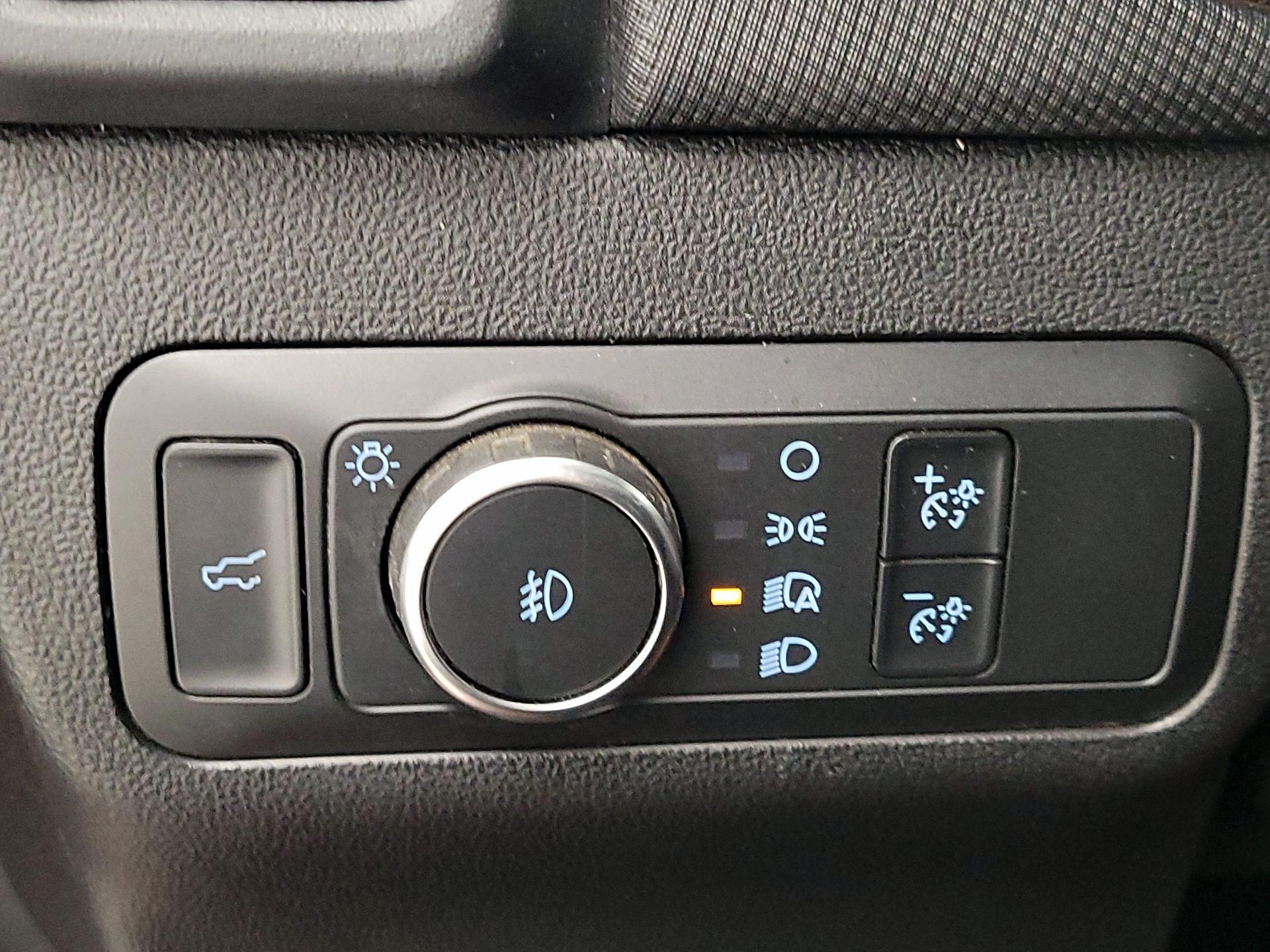 Thumbnail: 2021 Ford Bronco Sport - 13