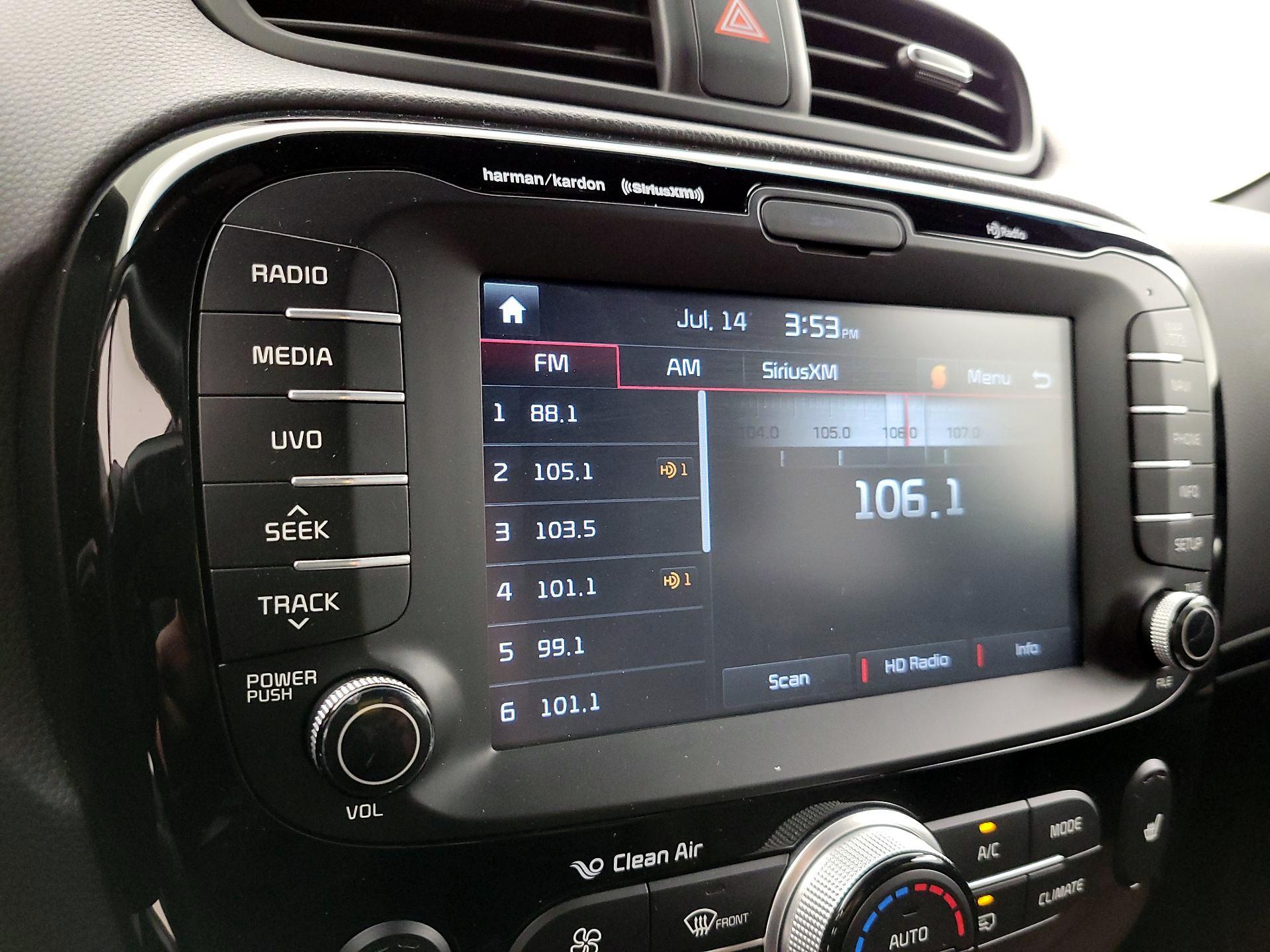 Thumbnail: 2017 Kia Soul - 16
