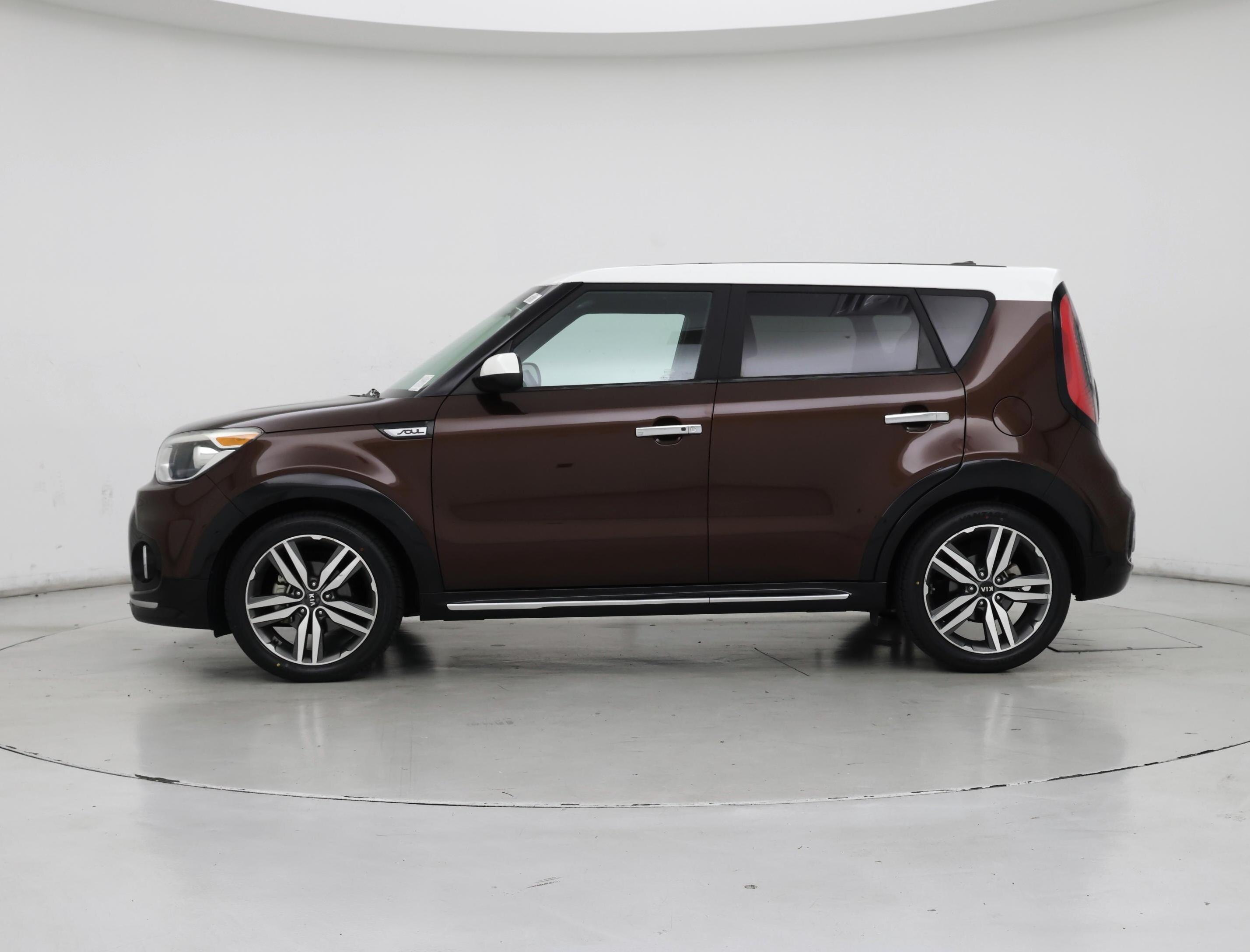 Thumbnail: 2017 Kia Soul - 3