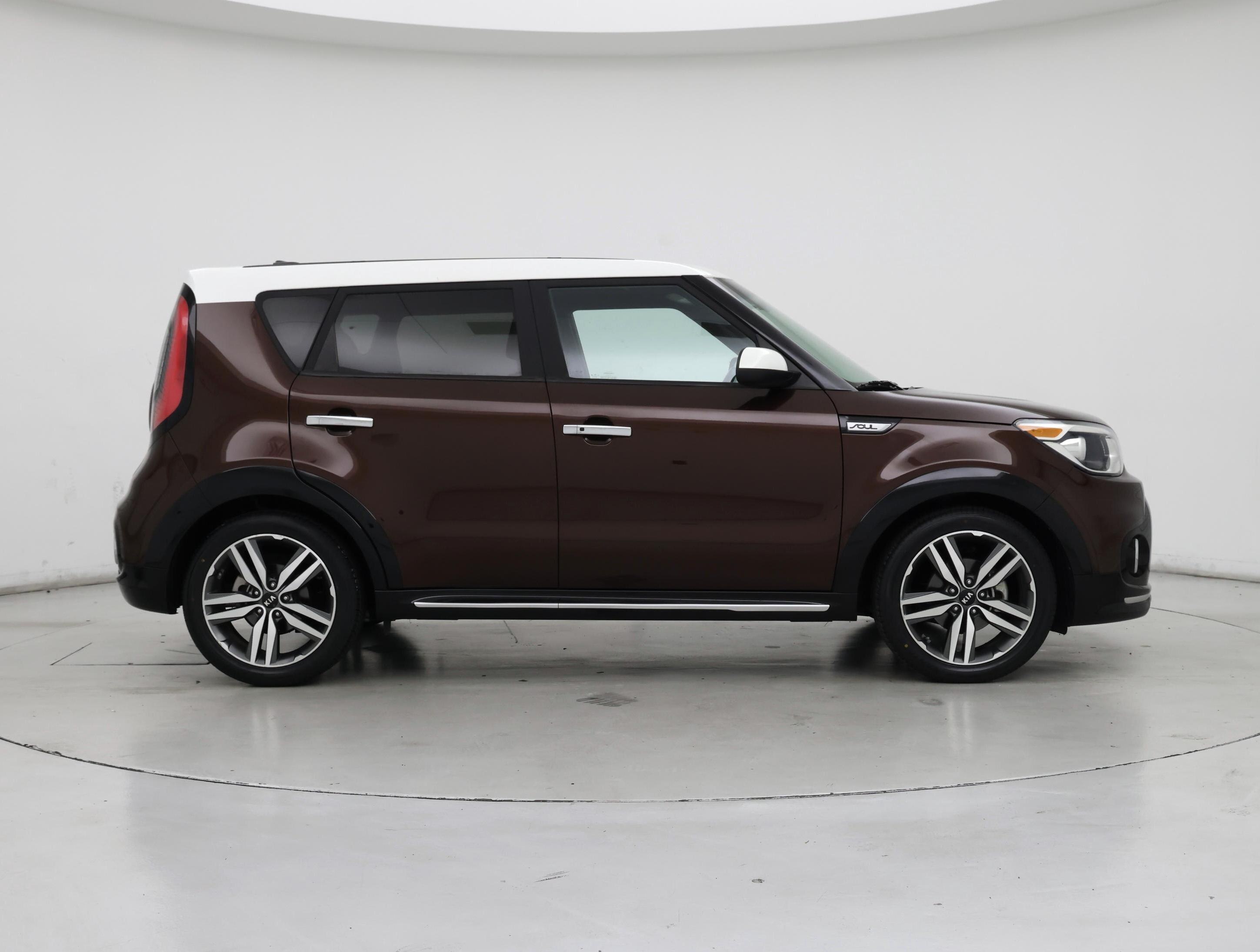 Thumbnail: 2017 Kia Soul - 7