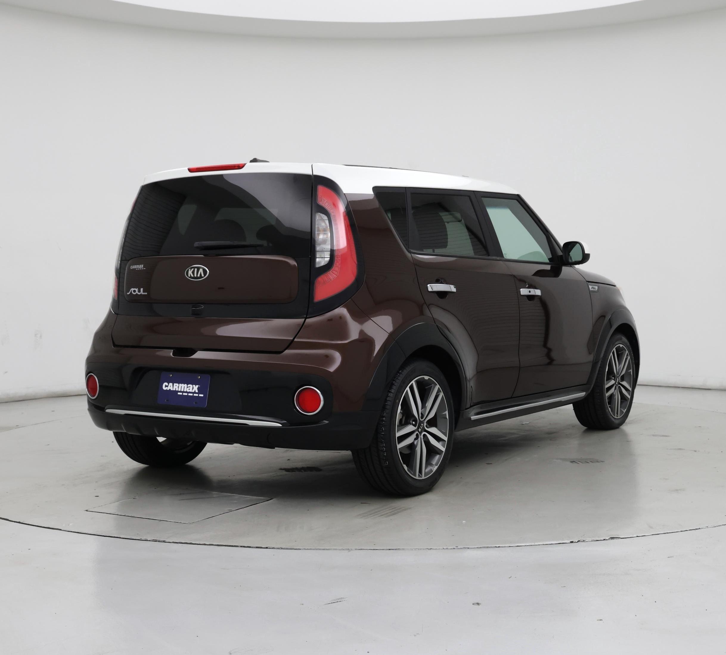 Thumbnail: 2017 Kia Soul - 8