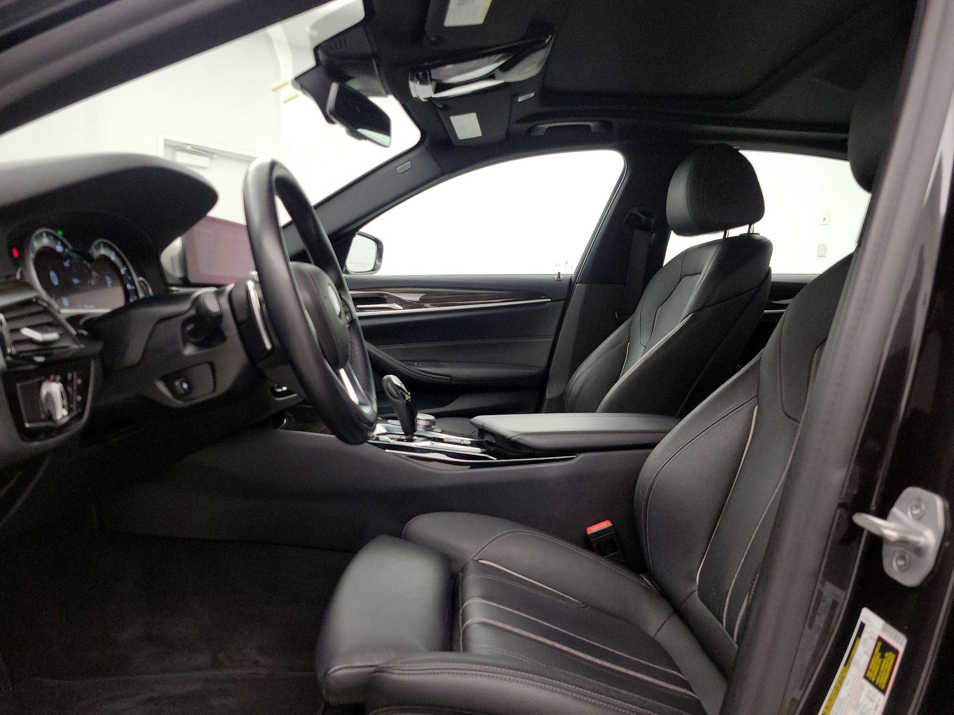 Thumbnail: 2019 BMW 5 Series - 11