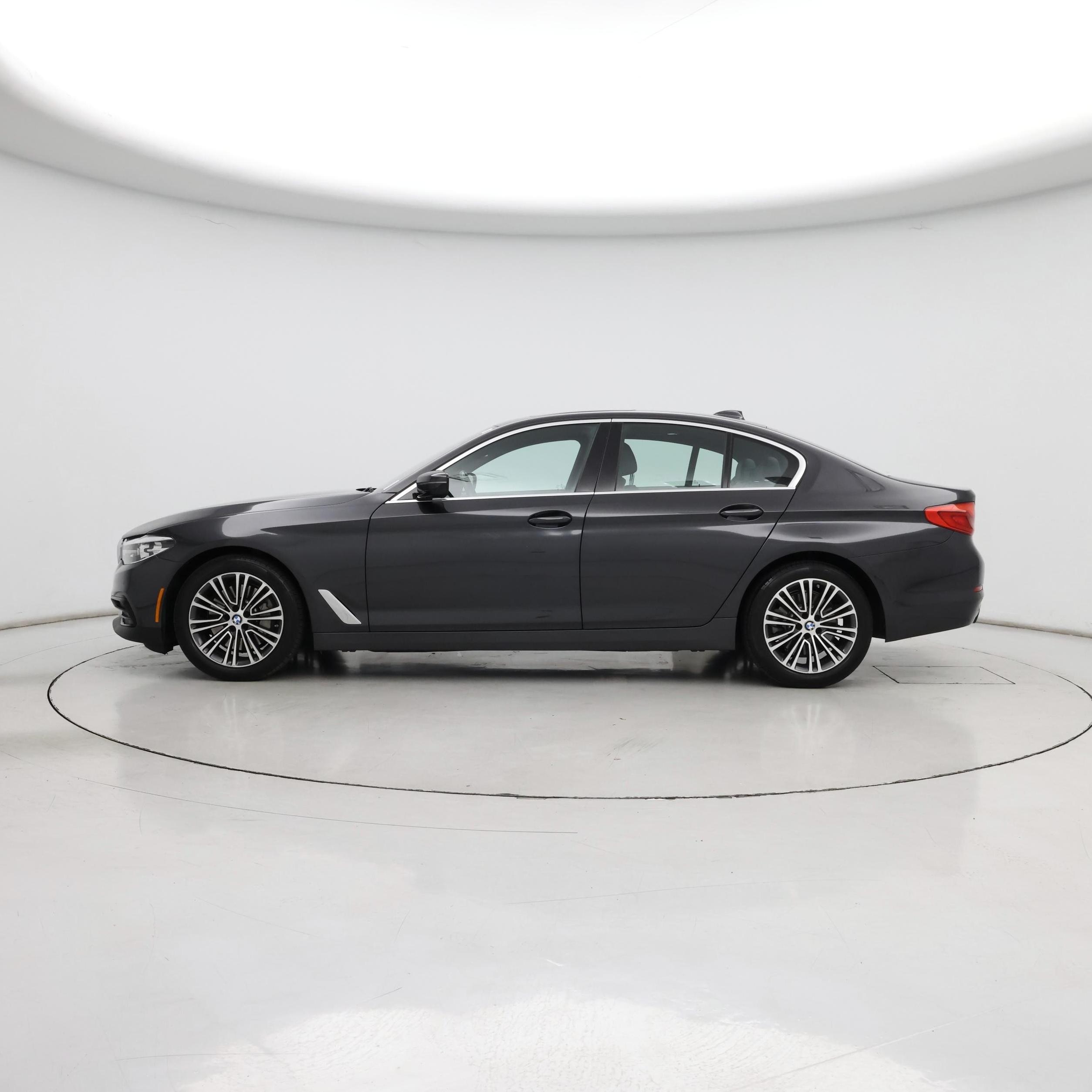 Thumbnail: 2019 BMW 5 Series - 3