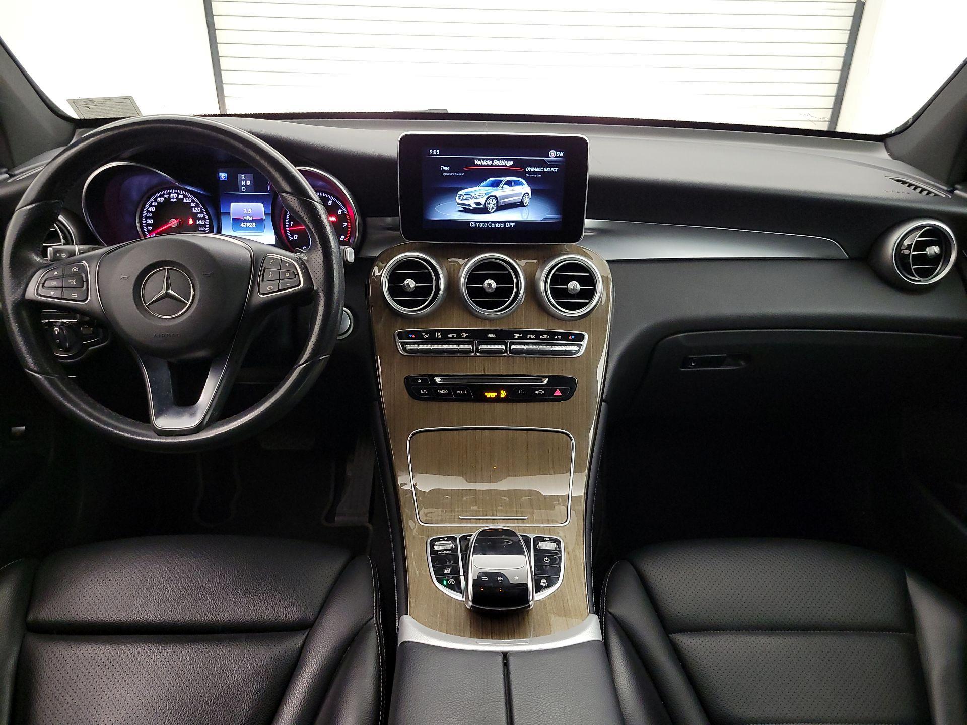 Thumbnail: 2018 Mercedes-Benz GLC - 9