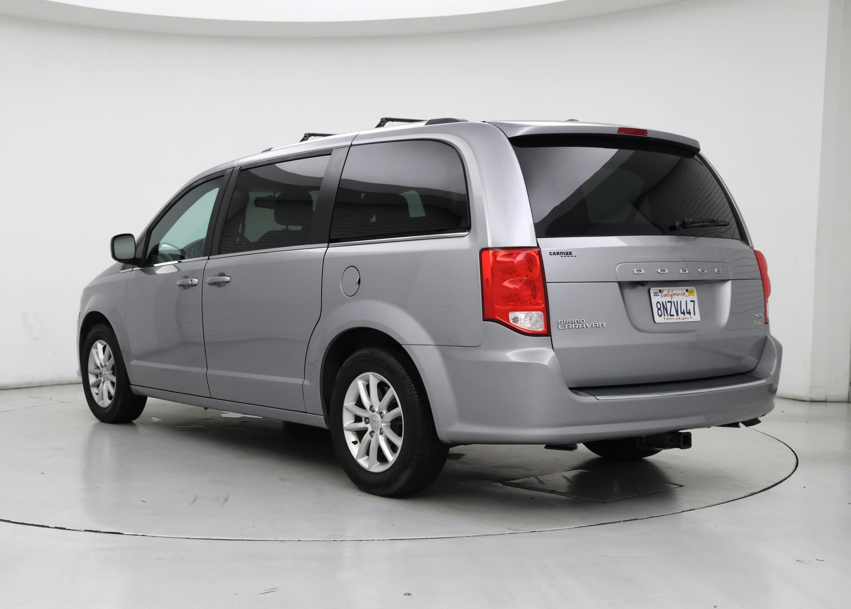 Thumbnail: 2018 Dodge Grand Caravan - 2