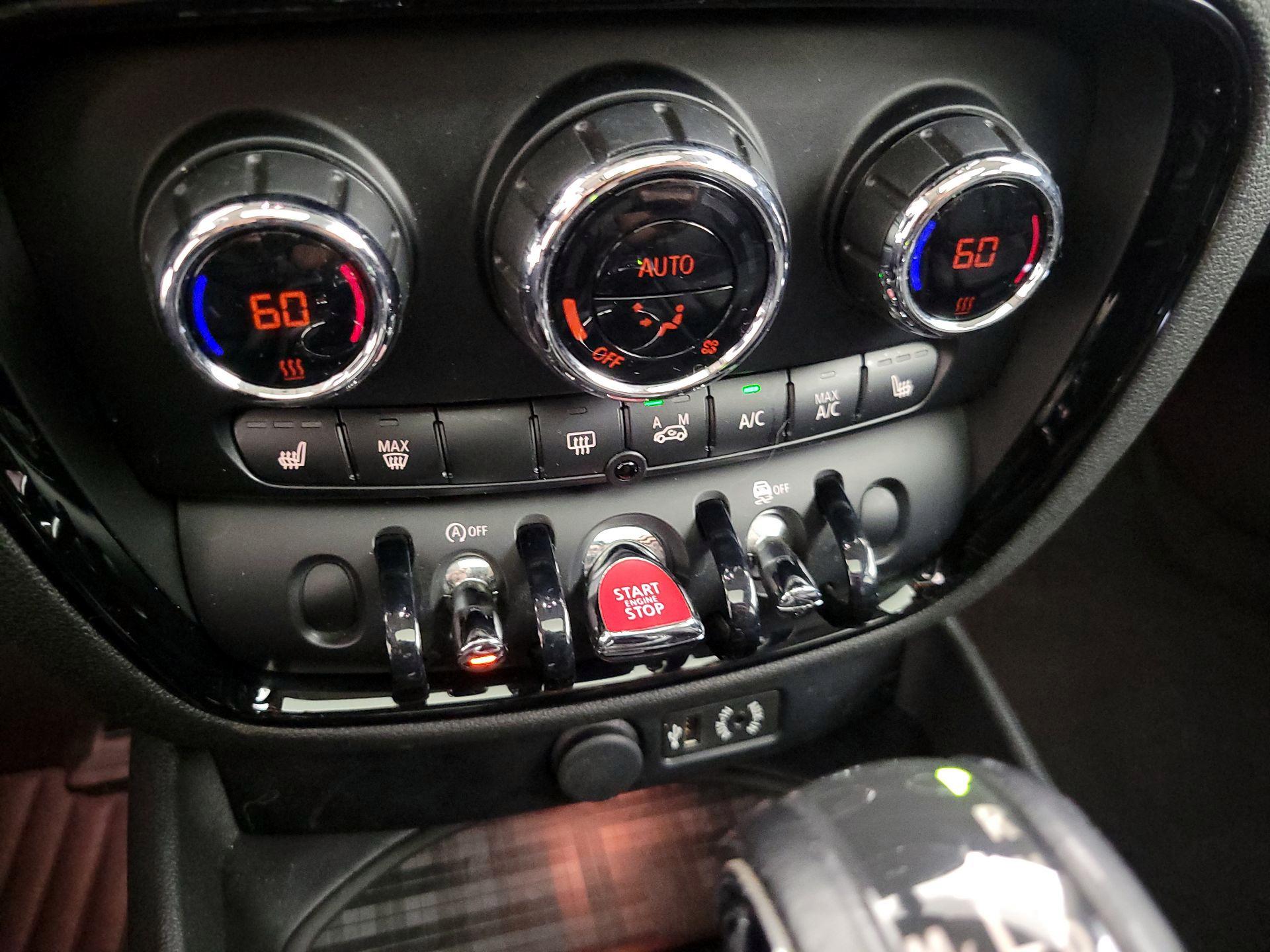 Thumbnail: 2016 MINI Cooper Clubman - 14