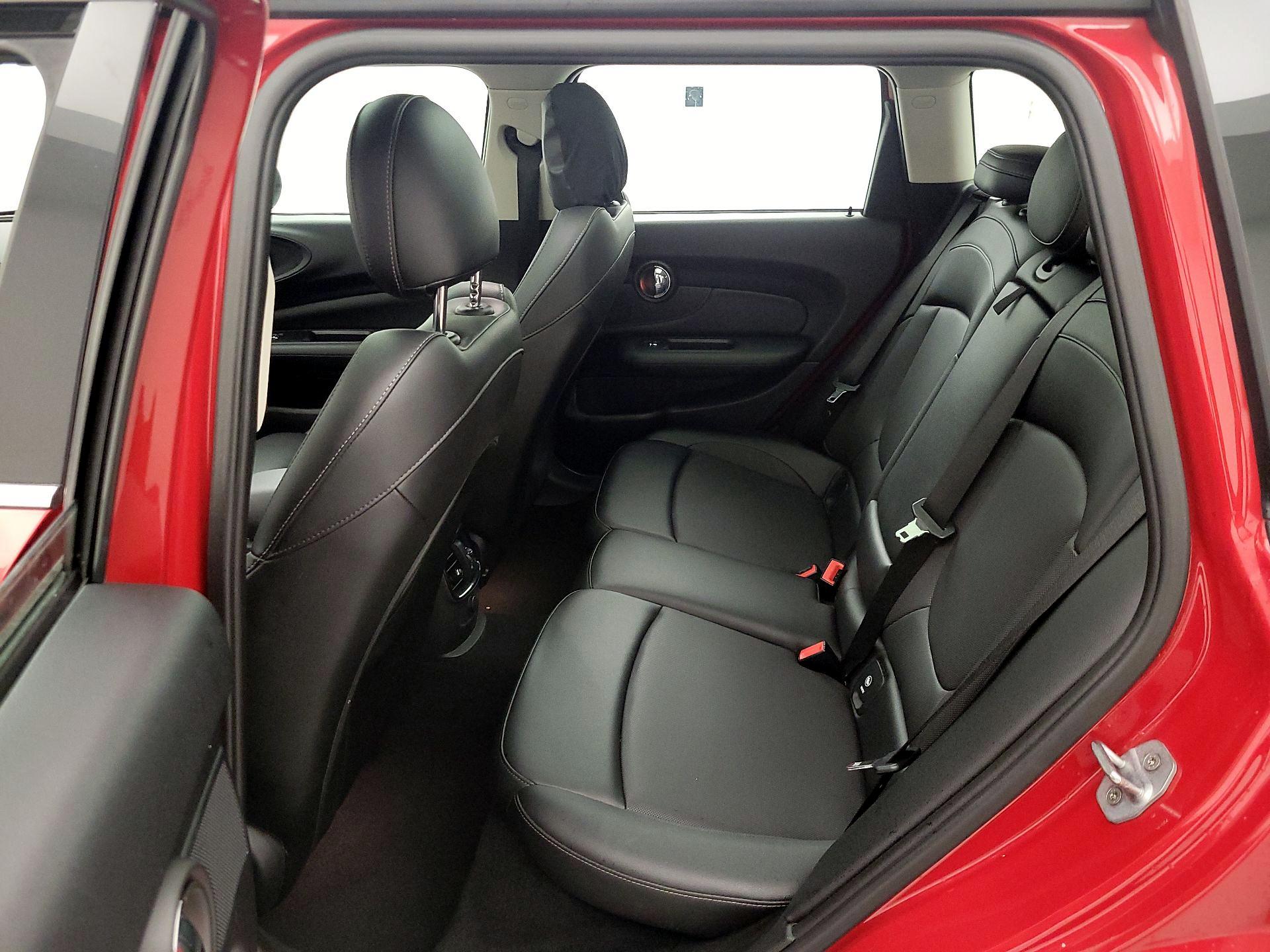 Thumbnail: 2016 MINI Cooper Clubman - 17