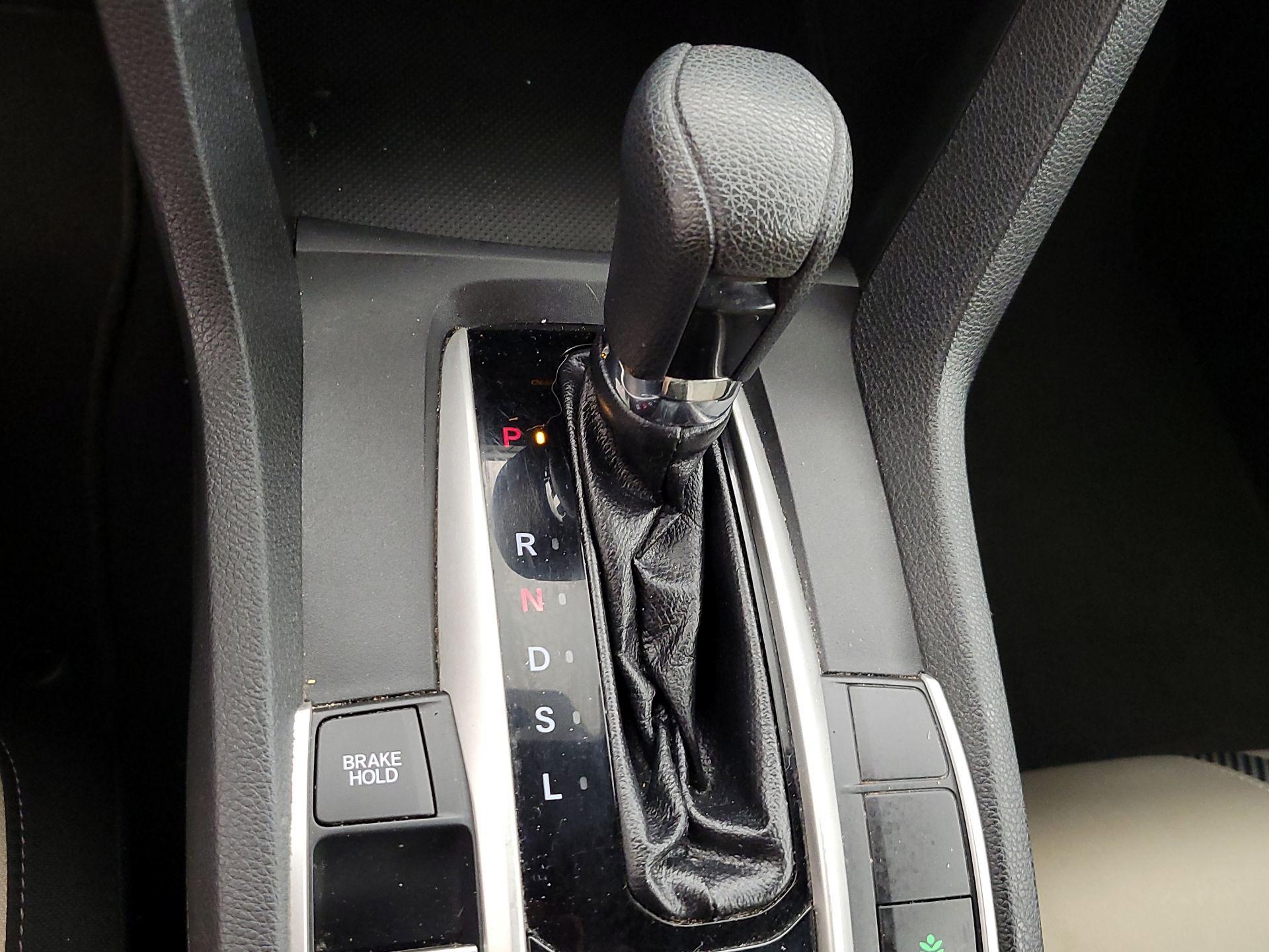 Thumbnail: 2016 Honda Civic - 17