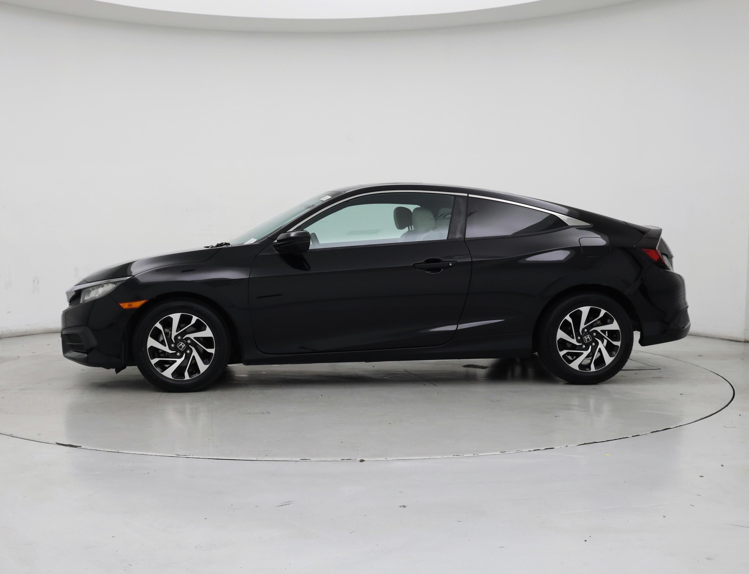 Thumbnail: 2016 Honda Civic - 3