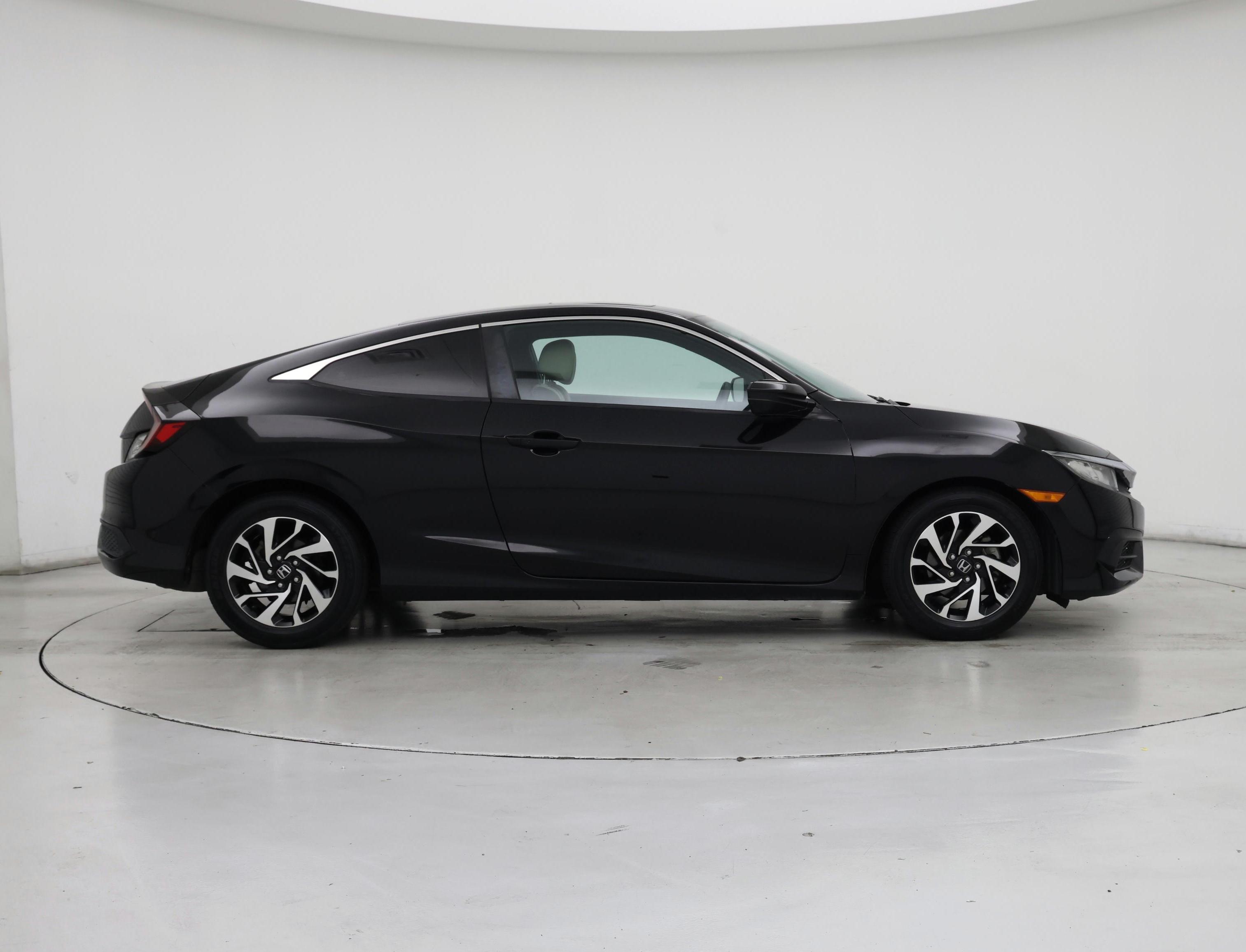 Thumbnail: 2016 Honda Civic - 7